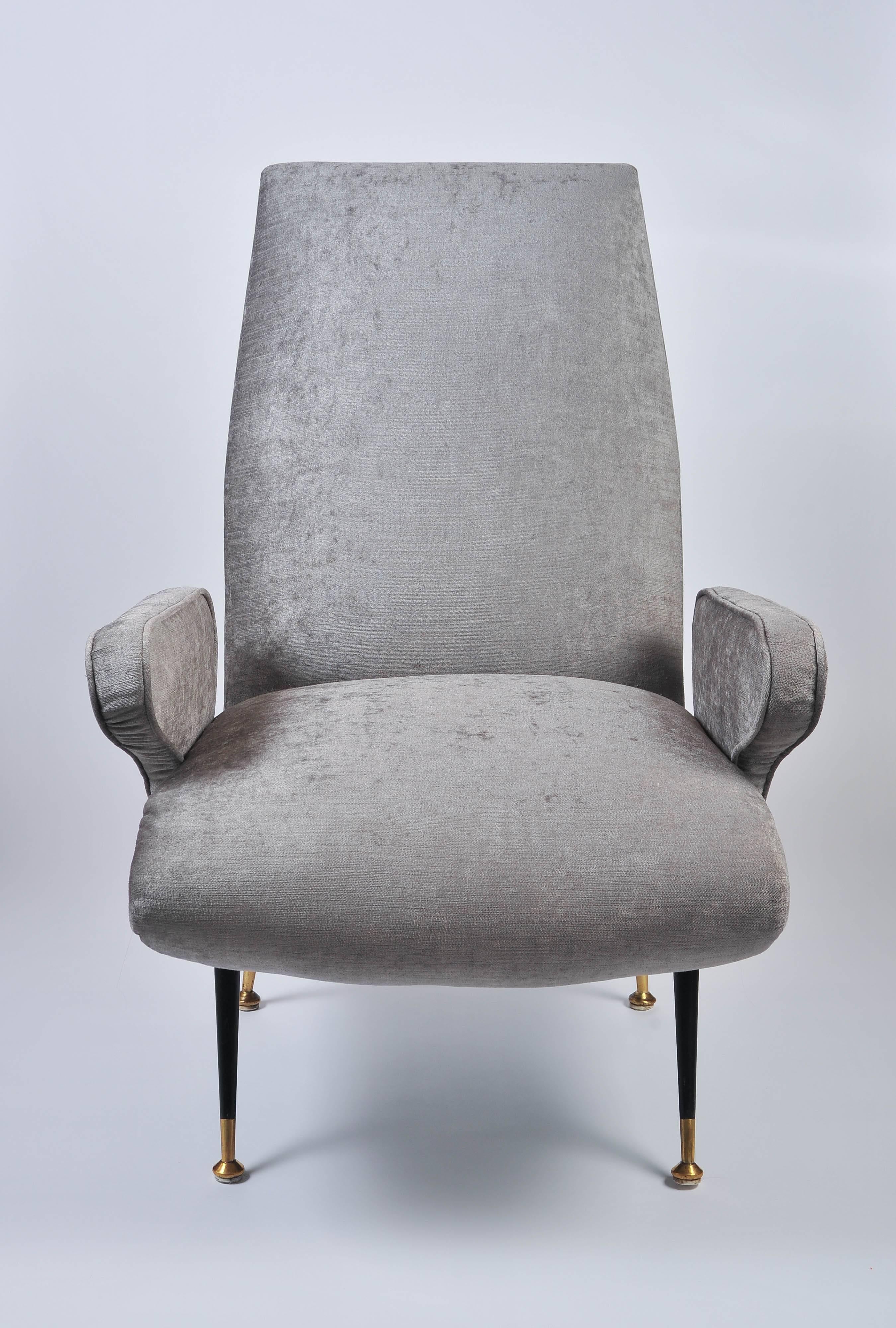Beautiful 1950s pair of Italian armchairs by Nino Zoncada.