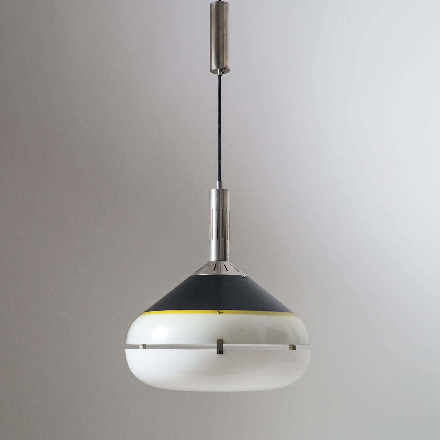 Italian pendant attributed to Stilux from the 1950-1960s. Slim nickeled brass hardware with a black lacquered shade and dual acrylic diffusers. Fine original condition with a light patina on the nickel and light scratches on the rims of the acrylic