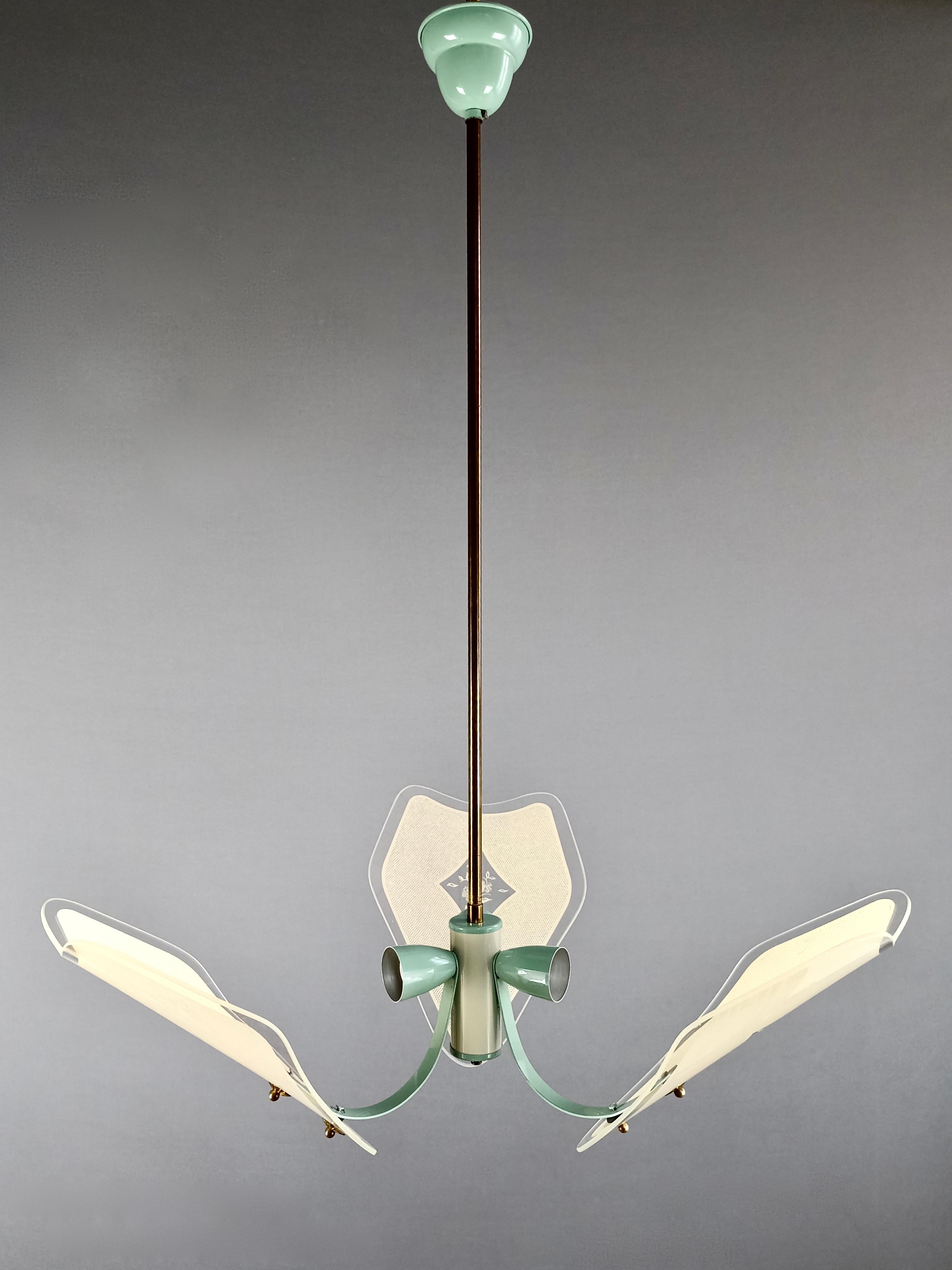 Mid-20th Century Italian 1950s Three-Light Lacquered Metal and Decorated Glass Shades Chandelier For Sale