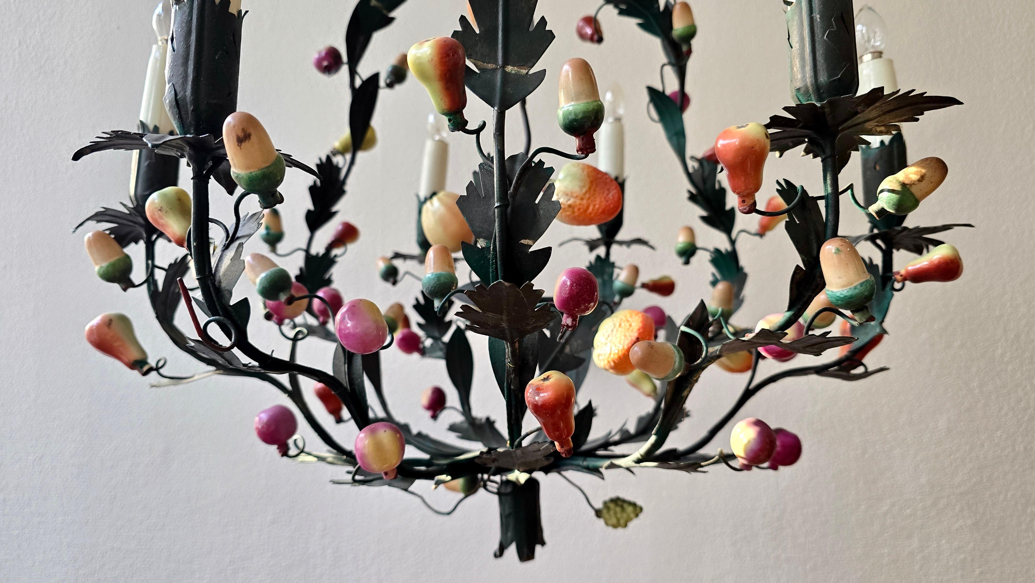 Italian 1950s Tole Fruit Chandelier, Florentine Hollywood Regency Style For Sale 4