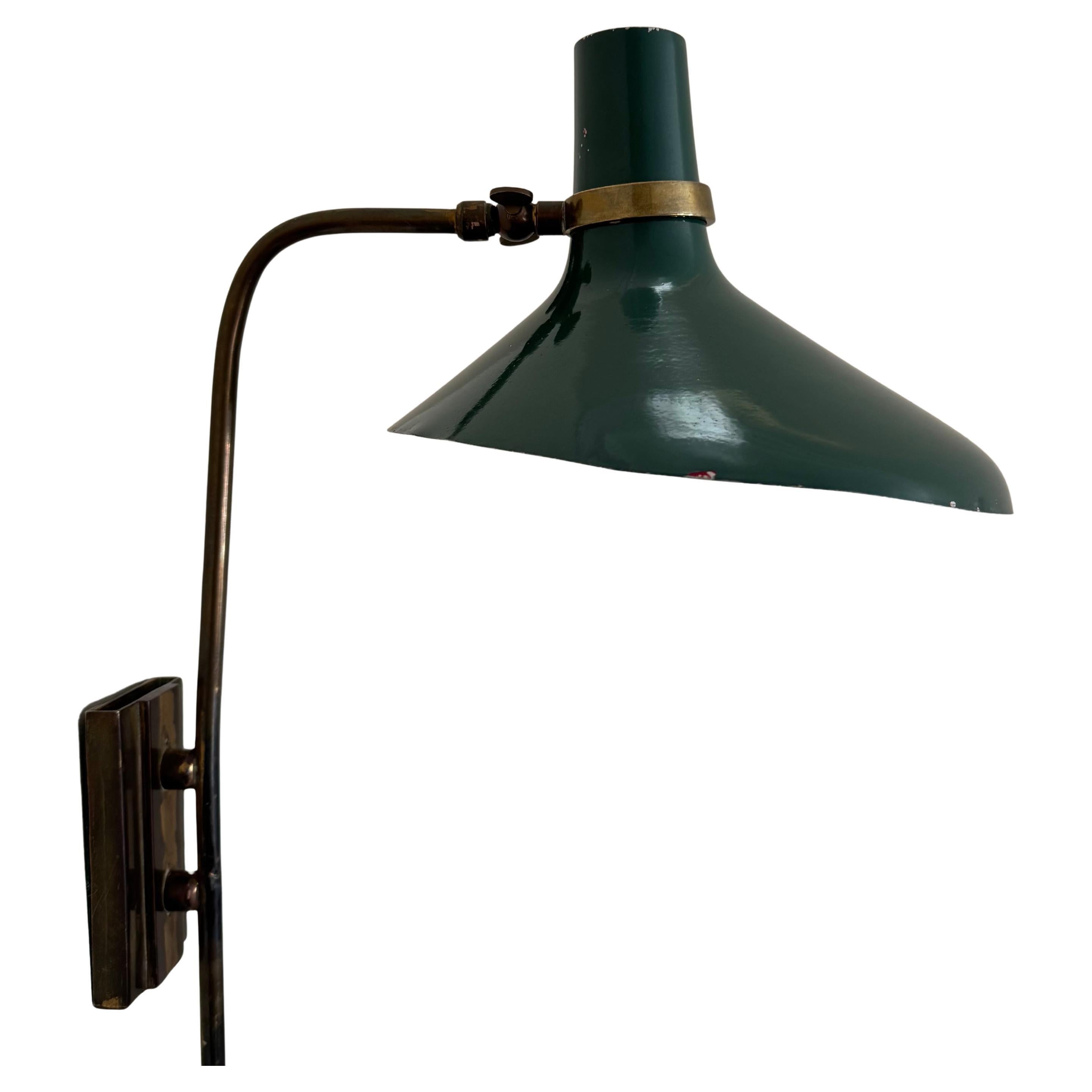 Italian 1950’s wall light attributed to Stilnovo For Sale