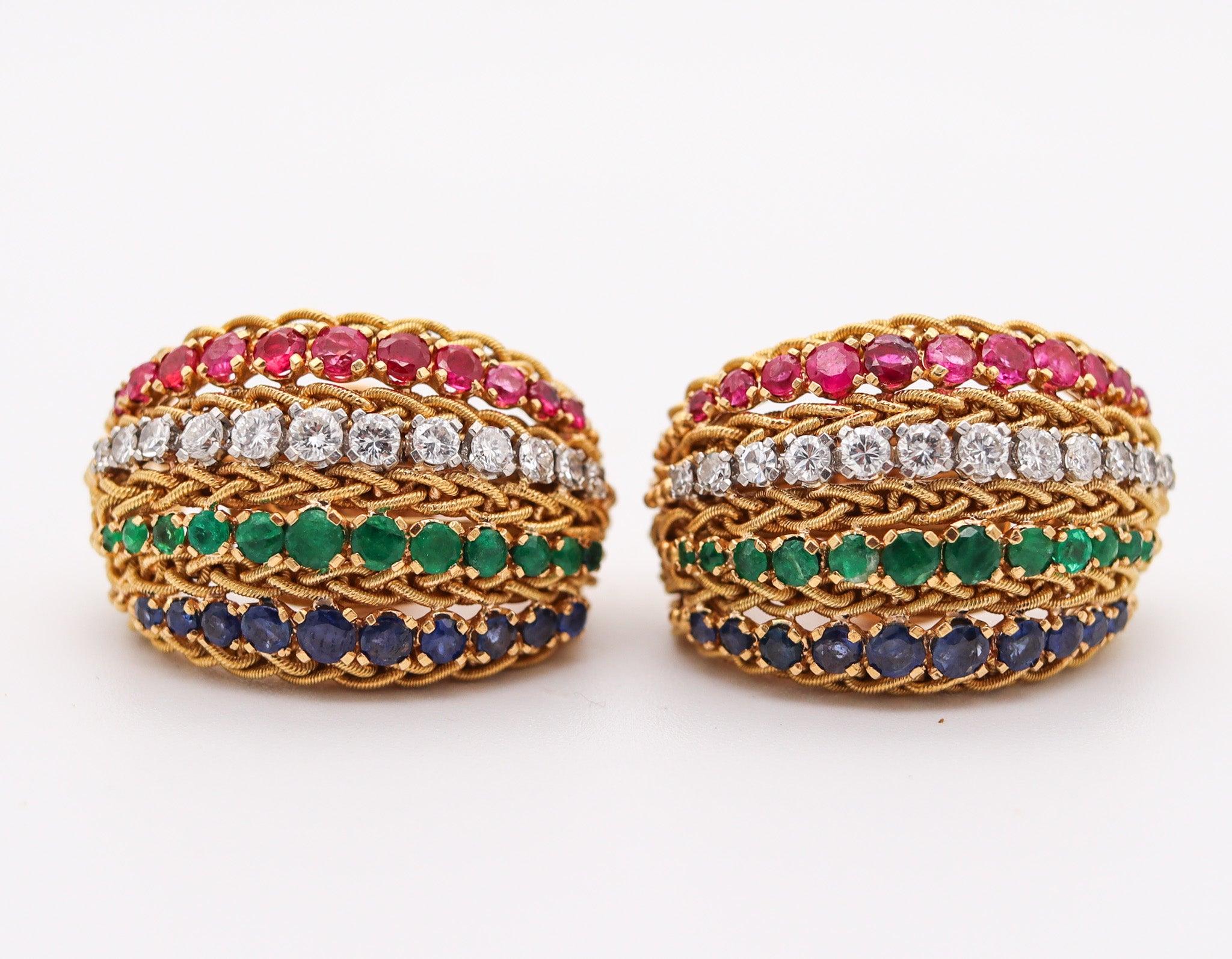 Moderniste Clips d'oreilles italiens des années 1960 en or 18 carats avec diamants et pierres précieuses de 5,86 carats en vente