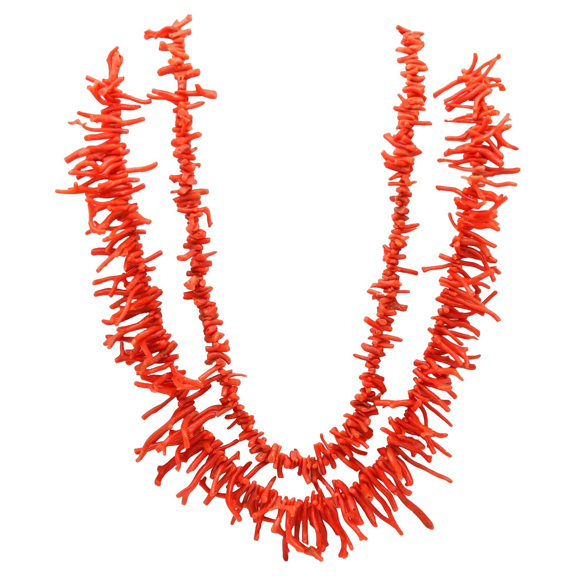 Italian 1960 Double Strands Roots Coral Necklace Mount in Yellow Gold