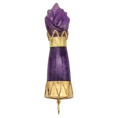 Vintage Italian 1960 Figa Hand Pendant-Charm Carved Amethyst Mounted In 18Kt Yellow Gold