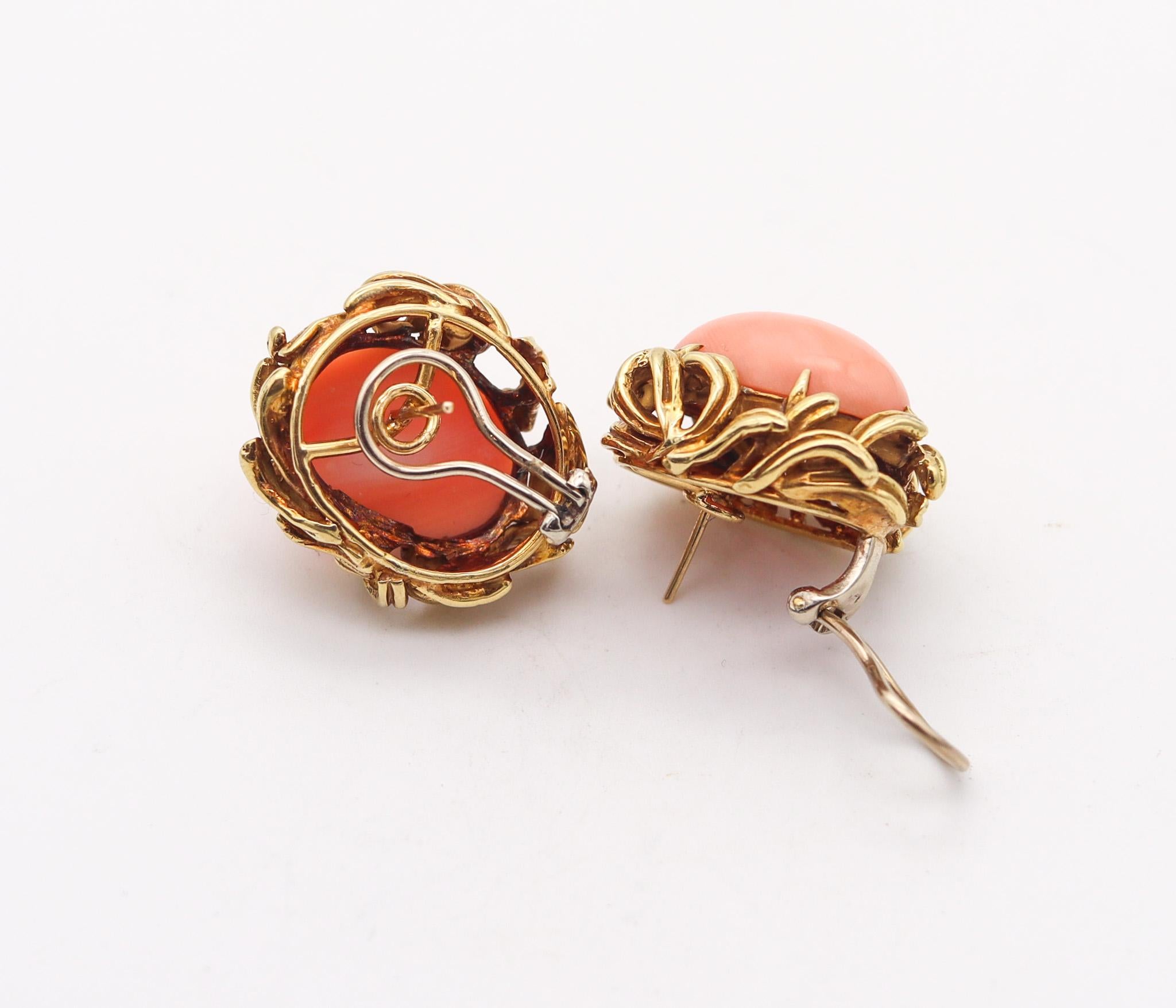 Cabochon Italian 1960 Mid Century Clips Earrings In 18Kt Yellow Gold With Salmon Coral For Sale