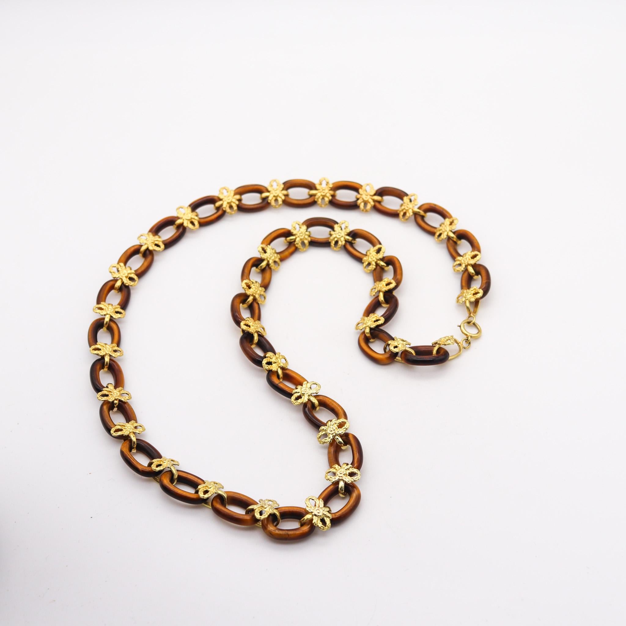 Modernist Italian 1960 Mid Century Long Sautoir Necklace In 14Kt Yellow Gold & Tiger Eye For Sale