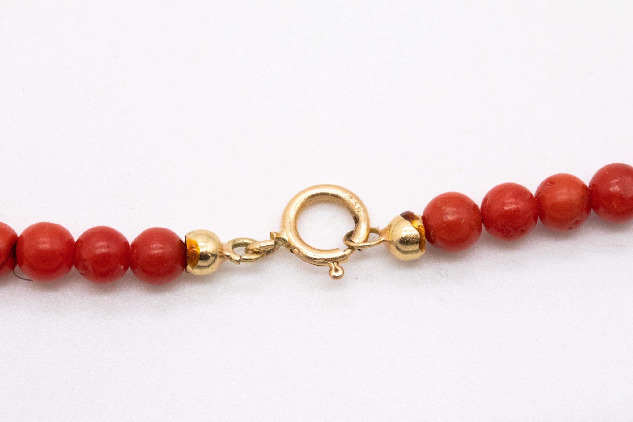Women's Italian 1960 Mid Century Necklace 18Kt Gold Graduated Red Sardinian Coral Beats