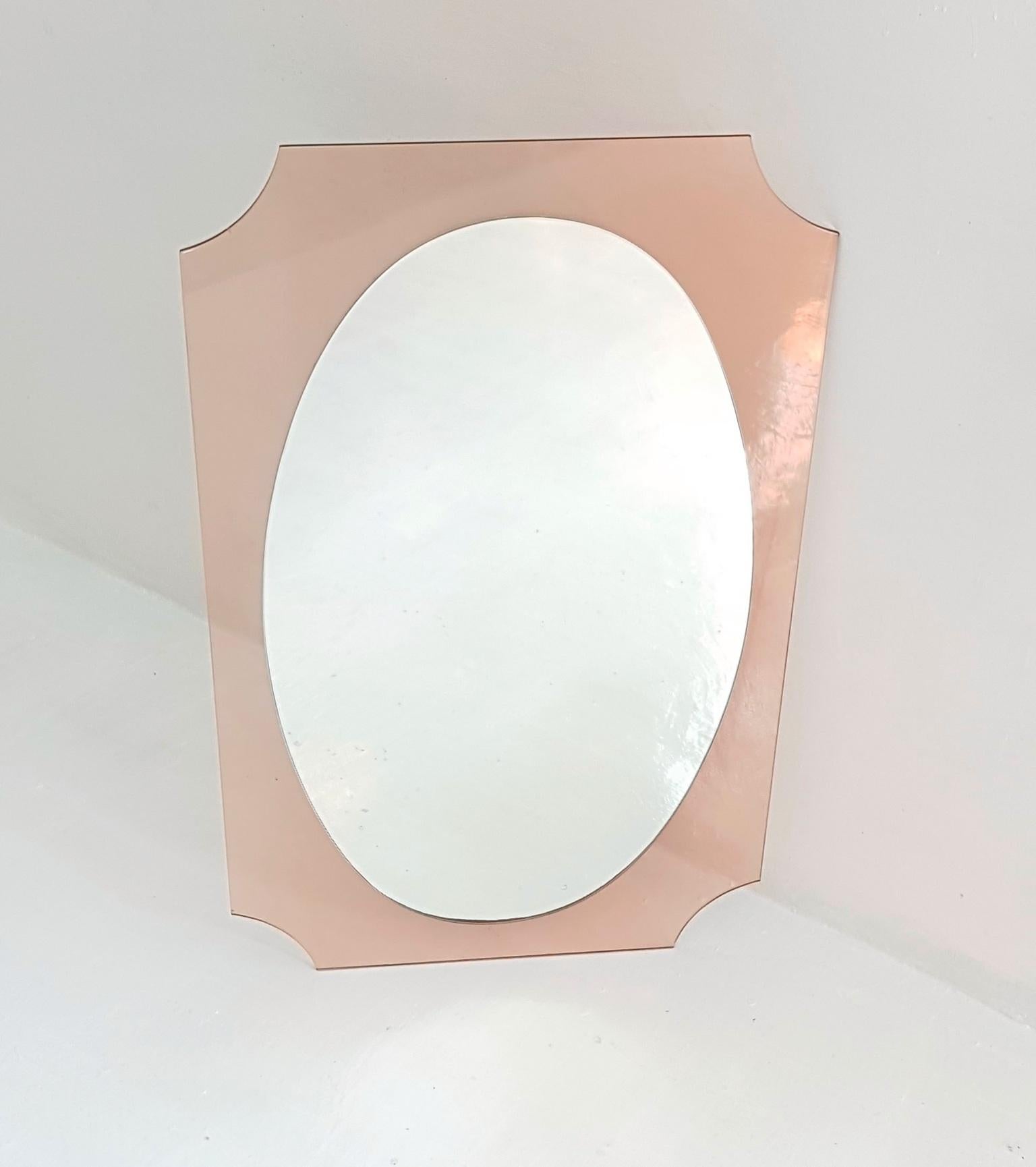 20th Century Italian 1960s Lucite Oval Wall Mirror
