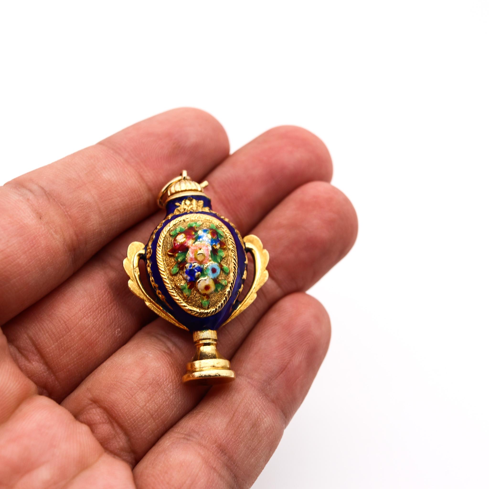 Italian 1960 Venetian Enameled Pendant Amphora Bottle for Perfume in 18kt Gold For Sale 1