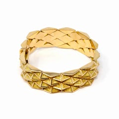 Italian 1960s 18 Karat Yellow Gold Pyramidal Link Bracelet
