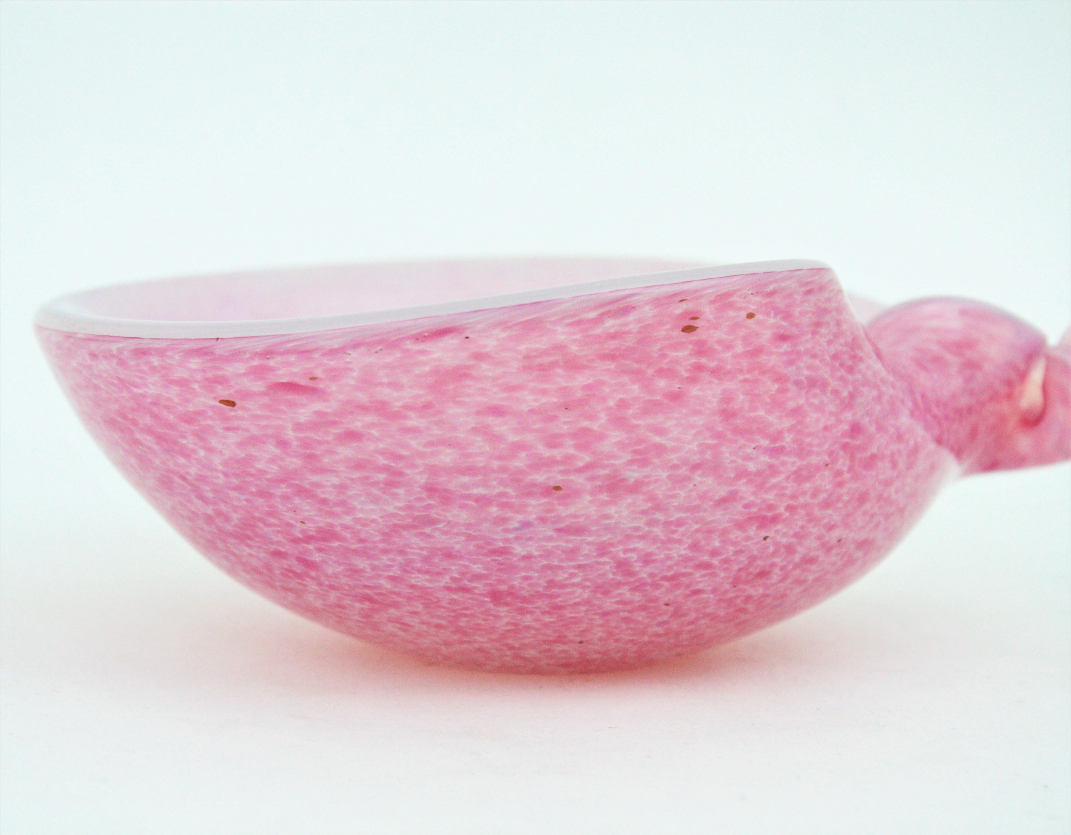 Archimede Seguso Murano Glass Opalescent Pink White Sea Shell Bowl, Italy, 1960s For Sale 5