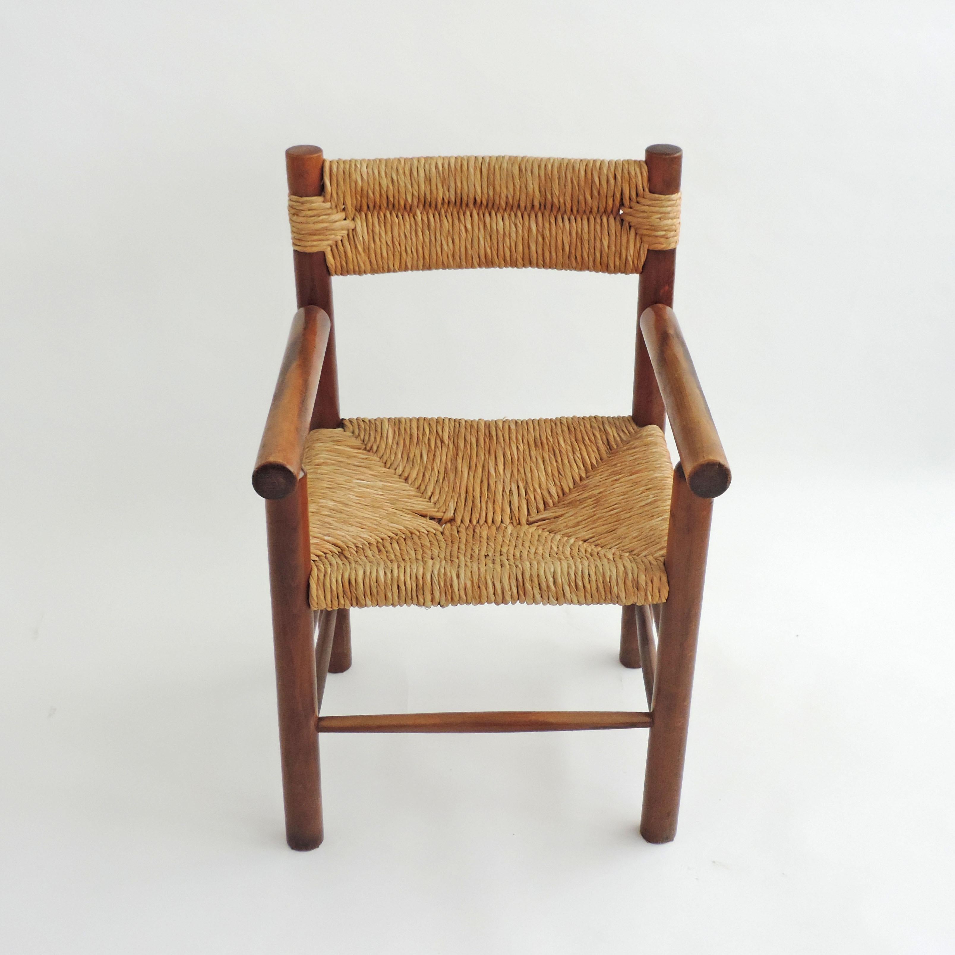 Mid-20th Century Italian 1960s Armchair in Straw and Wood in the Style of Charlotte Perriand For Sale
