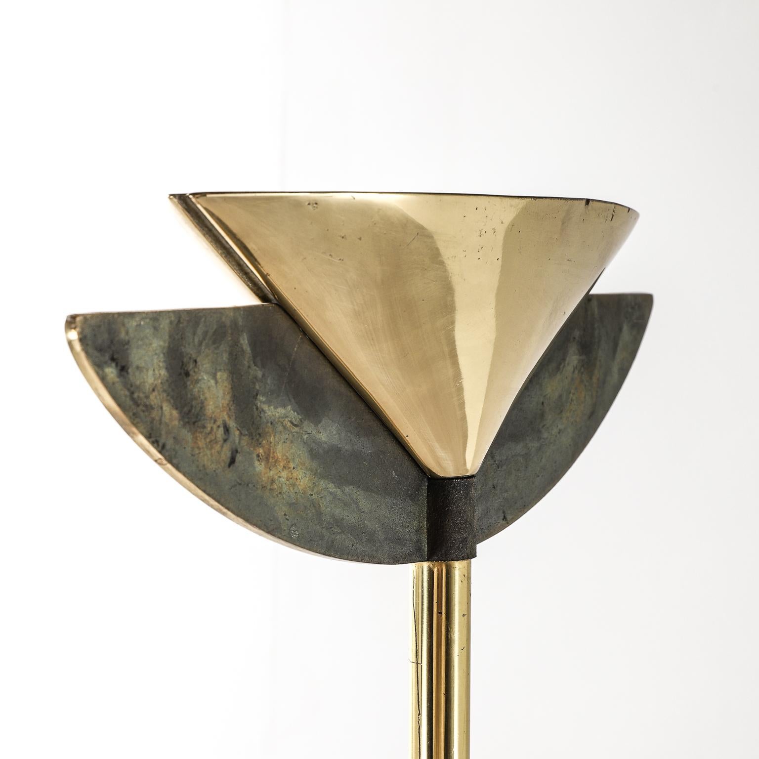 Italian 1960s Brass & Iron Floor Lamp For Sale 3
