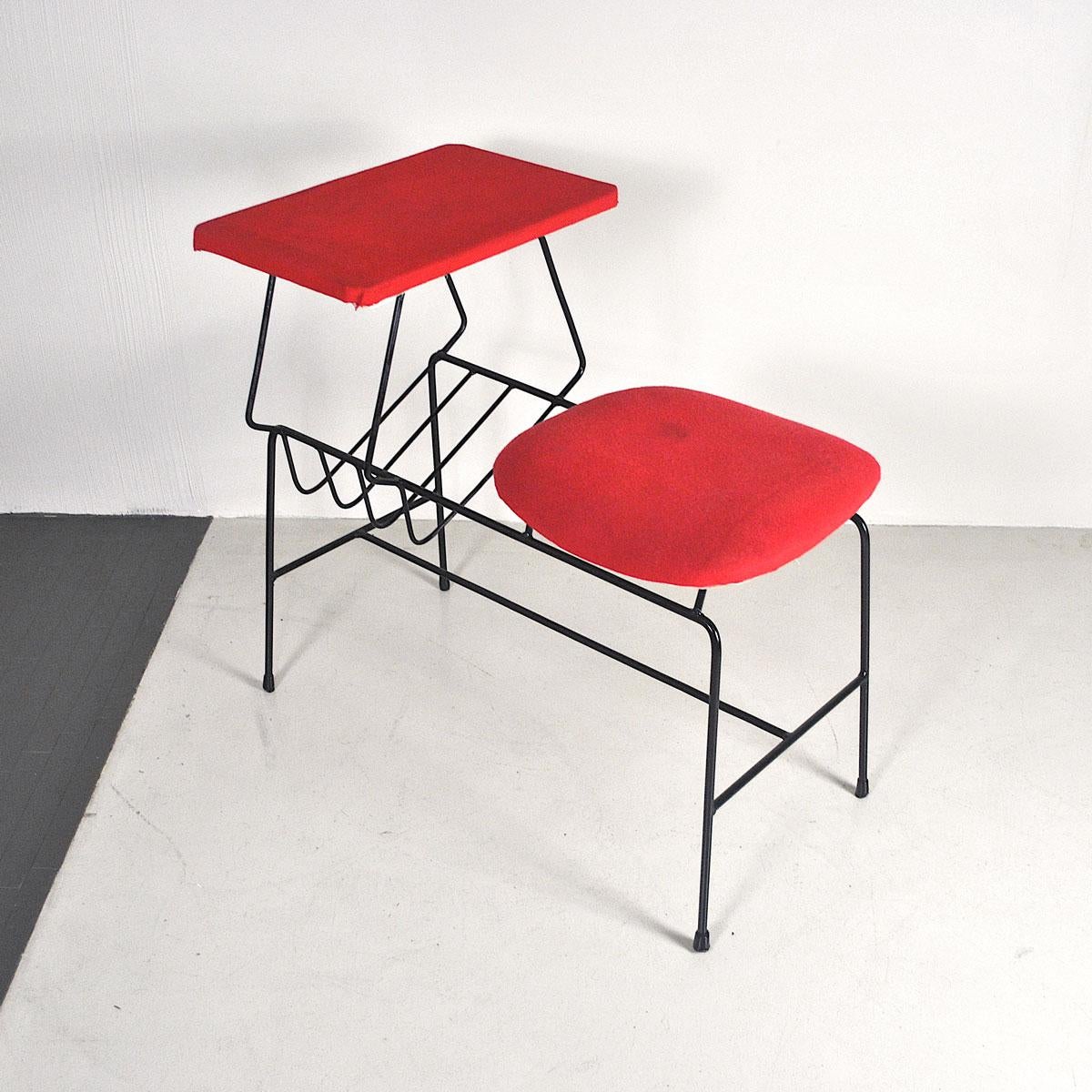 Italian 1960s Desk Bench with Seat and Small Top in a Red Fabric In Good Condition For Sale In bari, IT