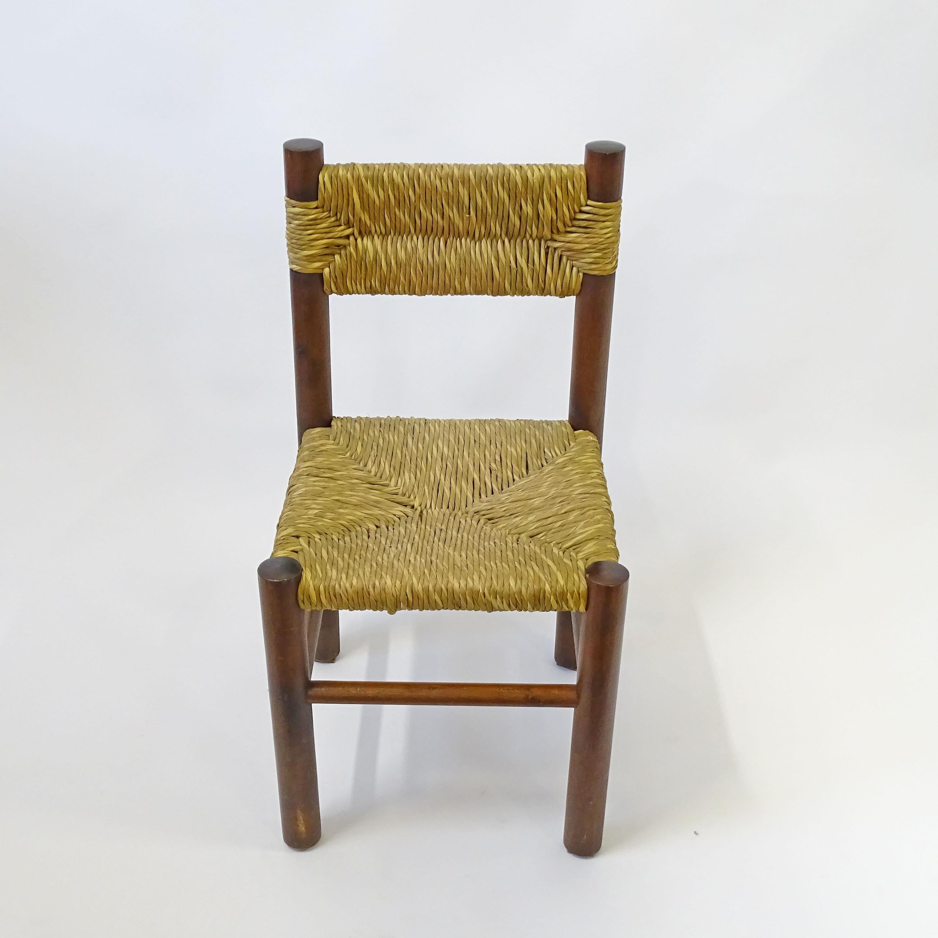 Italian 1960s dining chairs in straw and wood in the style of Charlotte Perriand In Good Condition For Sale In Milan, IT