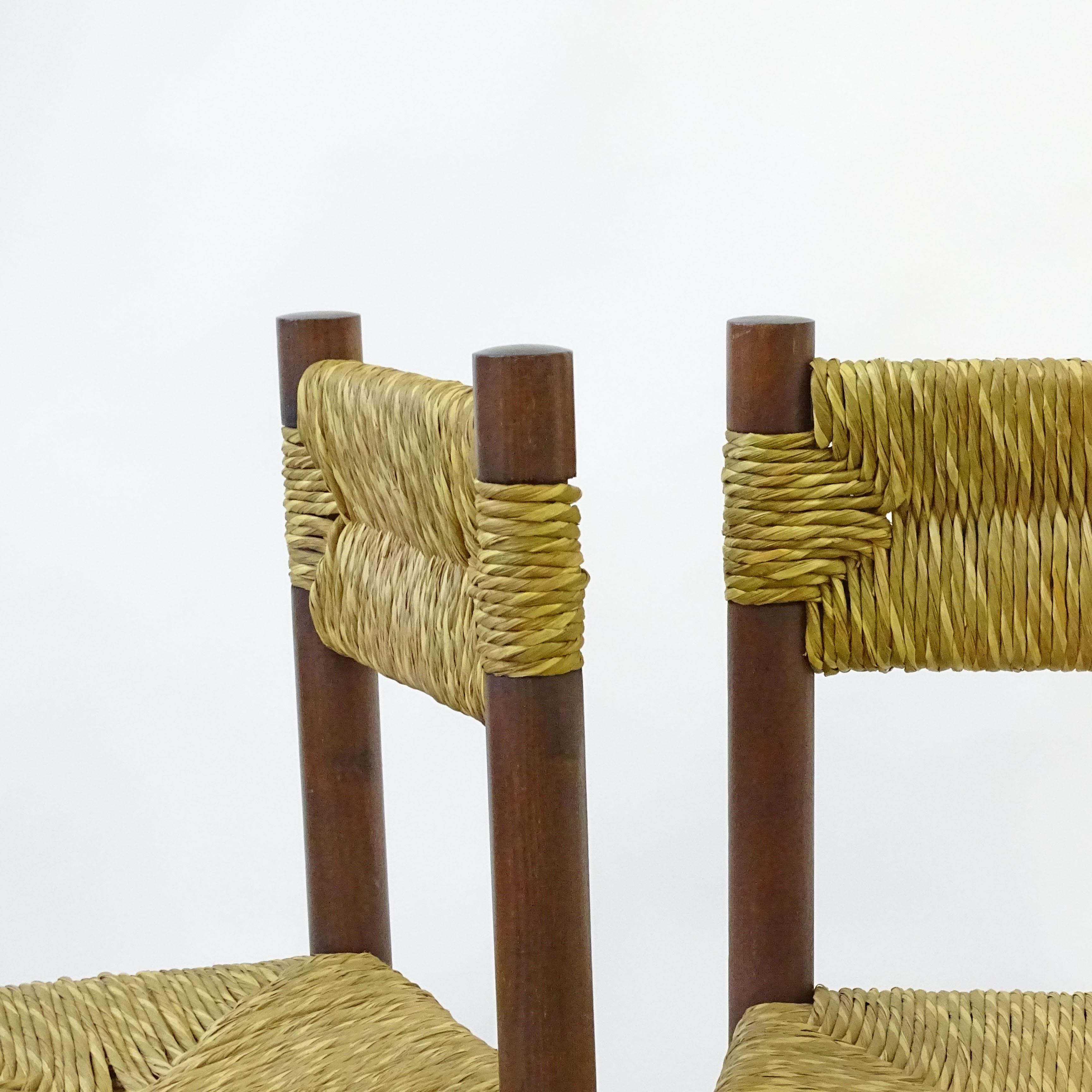 Italian 1960s dining chairs in straw and wood in the style of Charlotte Perriand For Sale 1