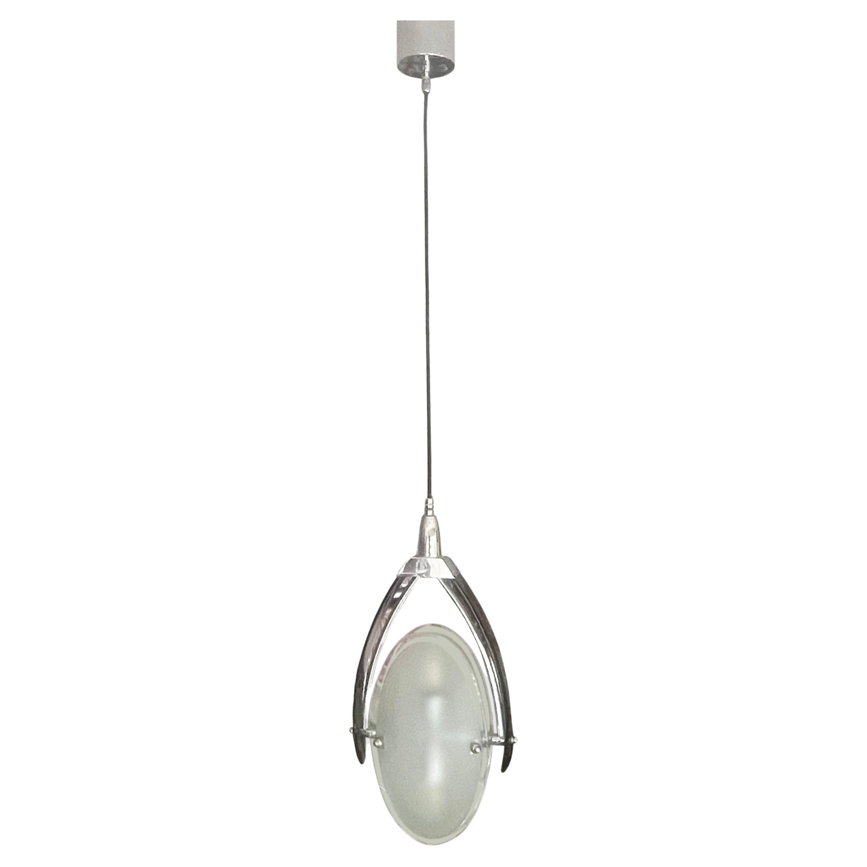An Italian 1960s classic oval shaped single pendant drop lamp in the style of Fontana Arte.
Two satin glass panels with frosted glass centres are suspended between two curved mid-grey smoked glass arms finished with chrome hardware. 
The central
