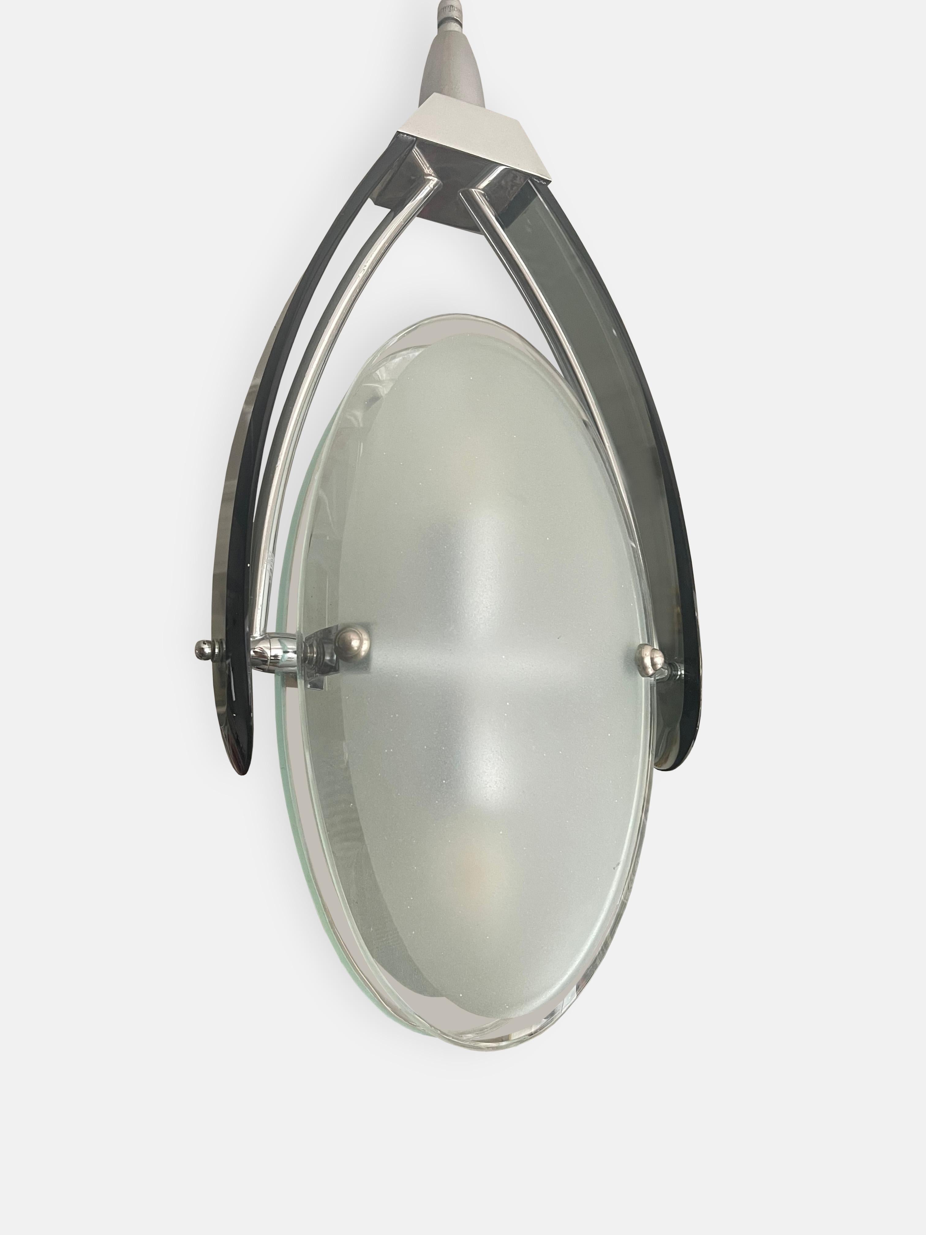 Milieu du XXe siècle Lampe à suspension italienne des années 1960 en vente