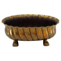 Olla italiana con pie de latón martillado Egidio Casagrande, años 60