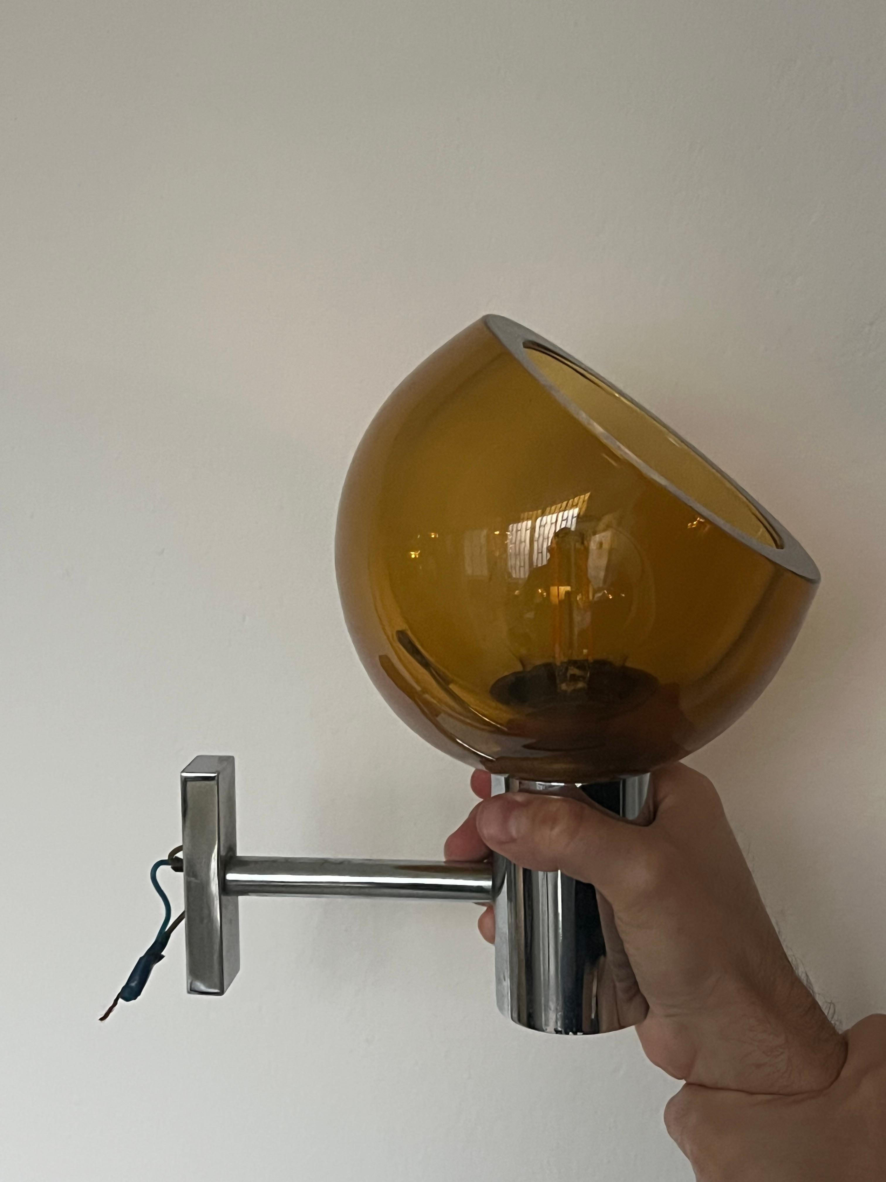Italian 1960's Flavio Poli for Seguso Applique, amber glass and chromed steel For Sale 8