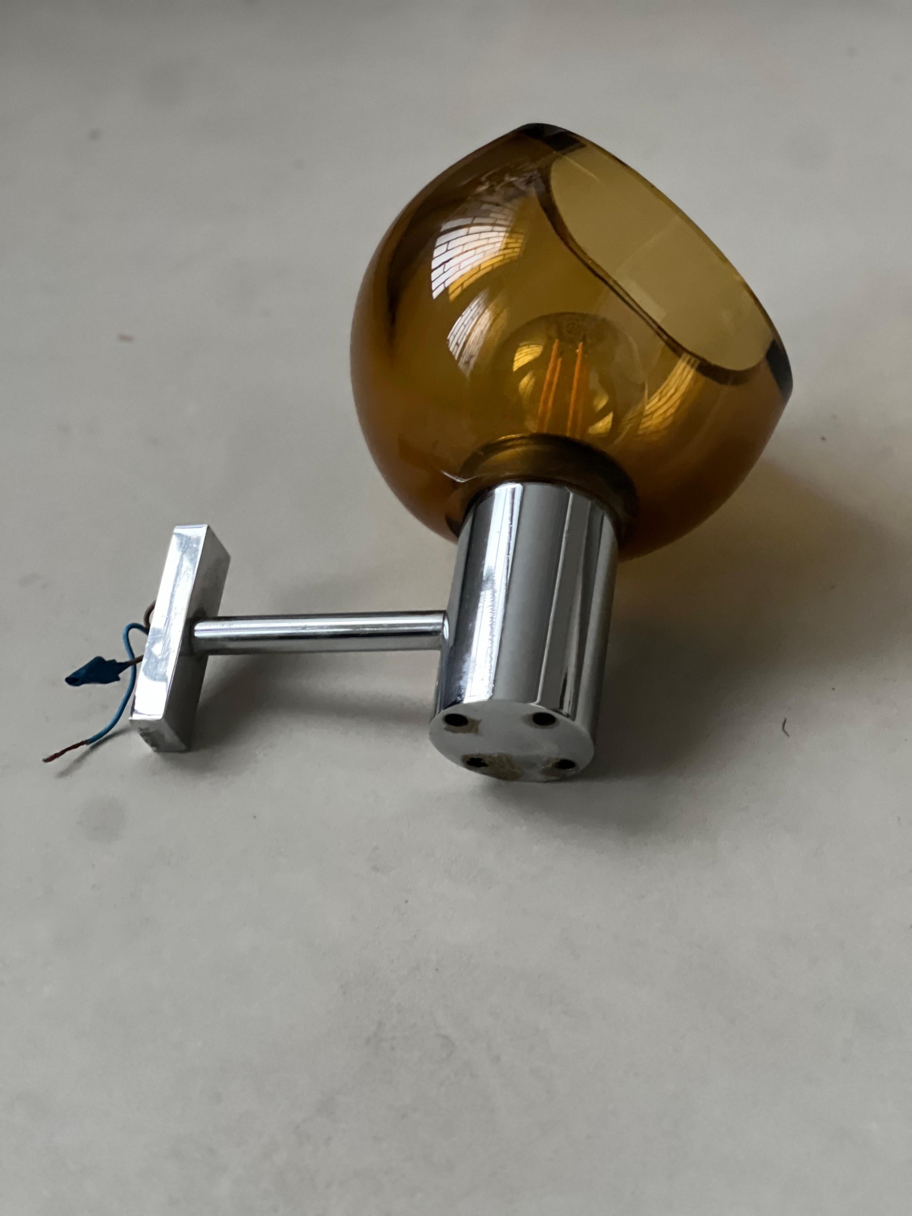 Italian 1960's Flavio Poli for Seguso Applique, amber glass and chromed steel For Sale 10