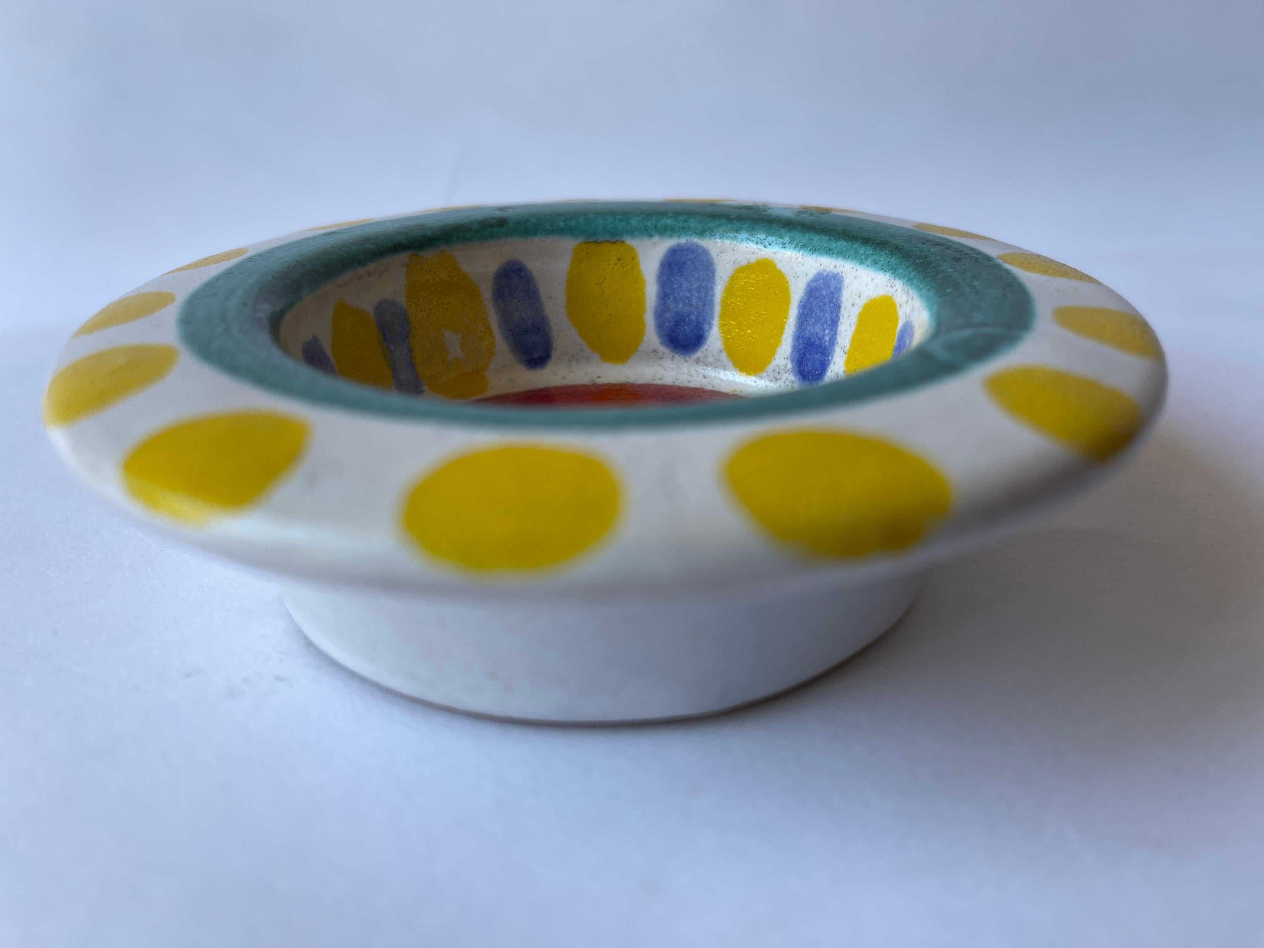 Mid-Century Modern Italian 1960's Giovanni DeSimone Decorative Pottery Dish For Sale