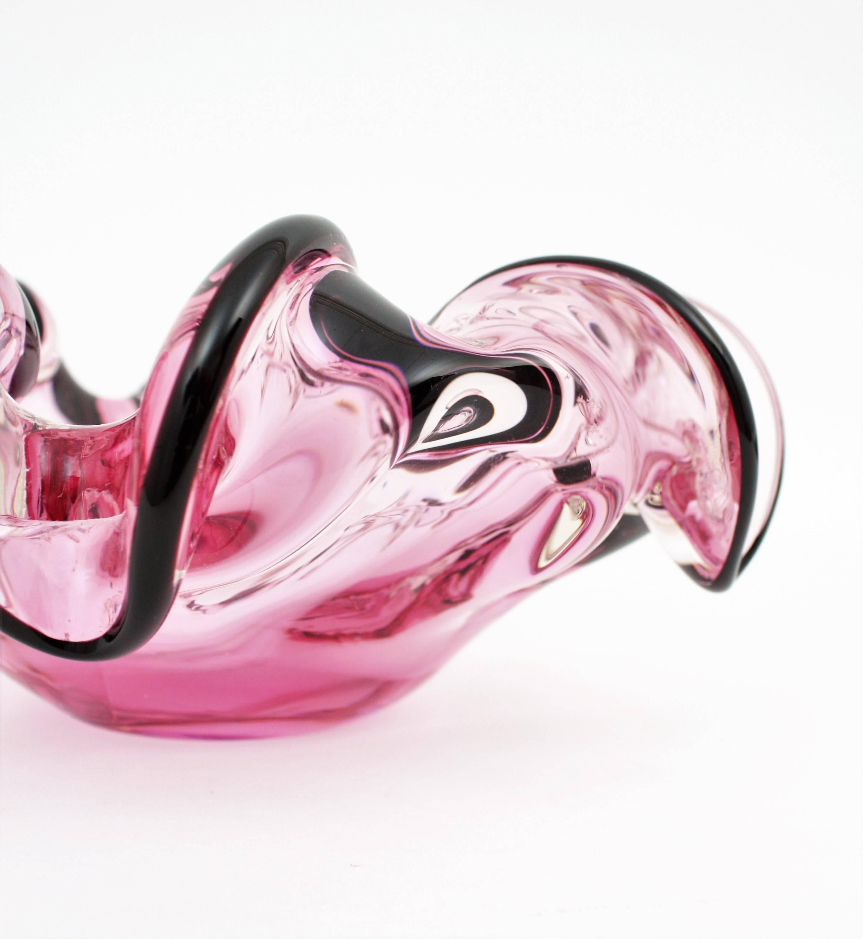 Italian 1960s Handblown Pink and Black Sommero Murano Art Glass Flower Bowl 7