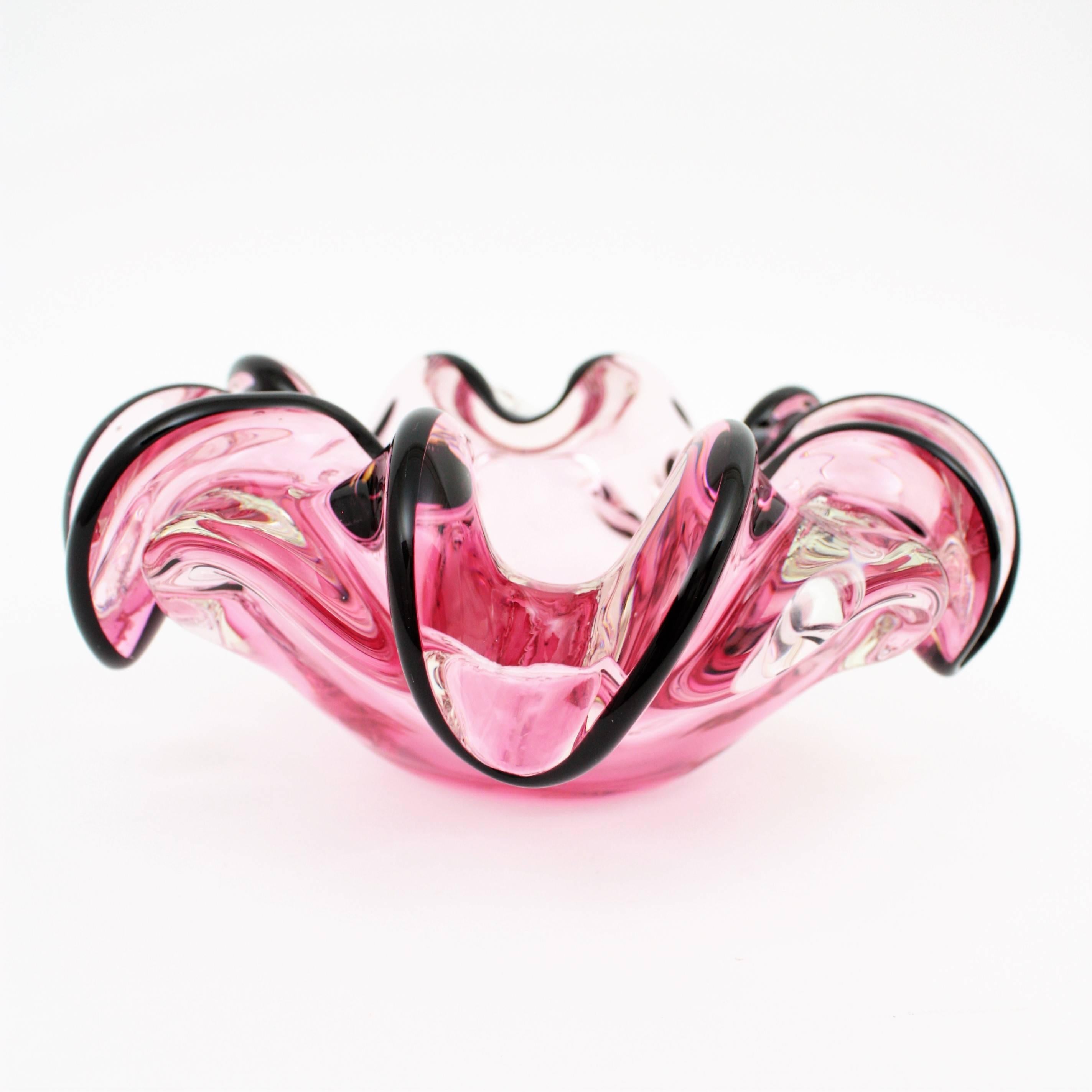 Italian 1960s Handblown Pink and Black Sommero Murano Art Glass Flower Bowl 4