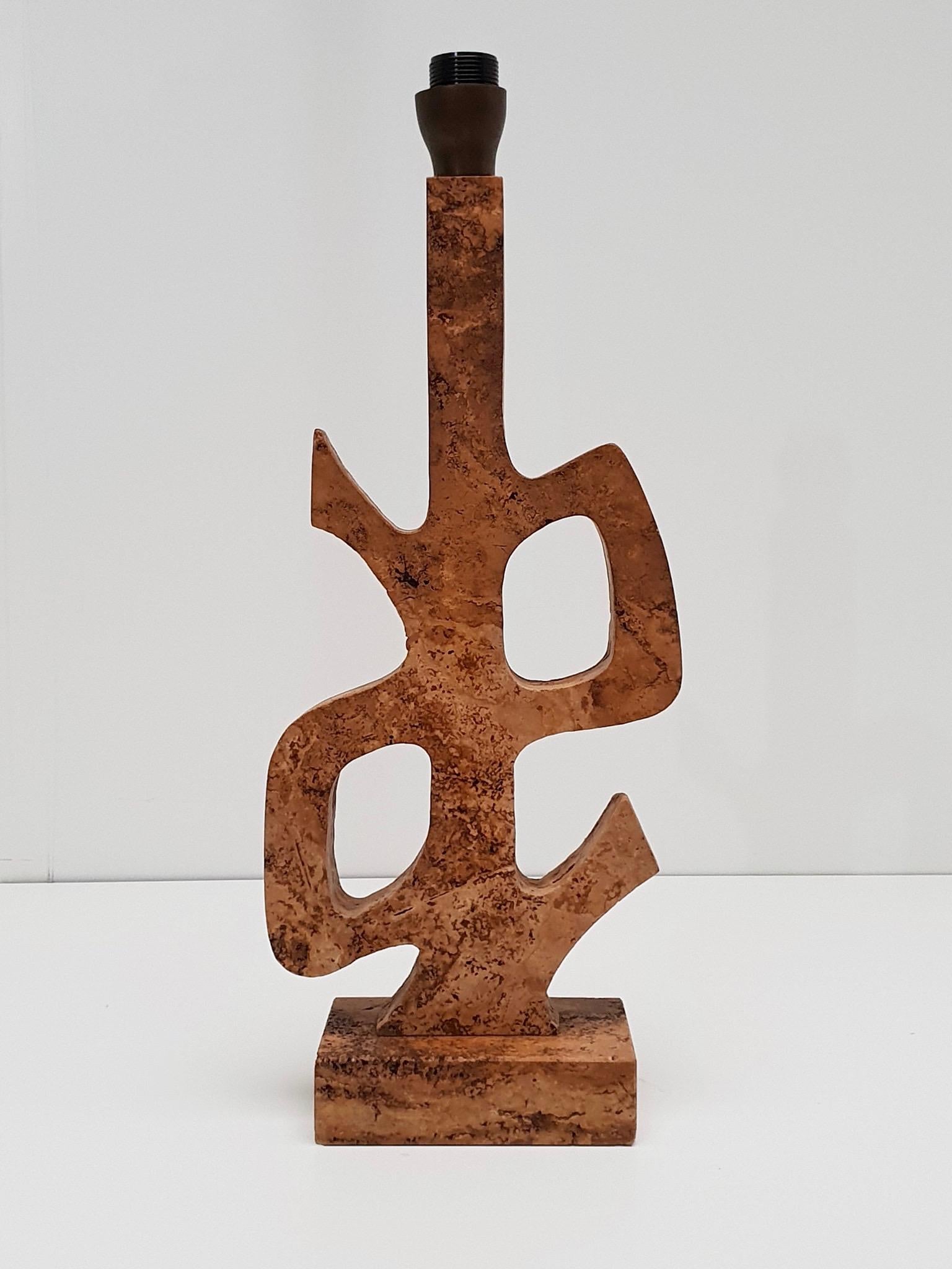 Lámpara de mesa italiana de los años 60 con columna de mármol Hollywood Regency siglo XX en venta