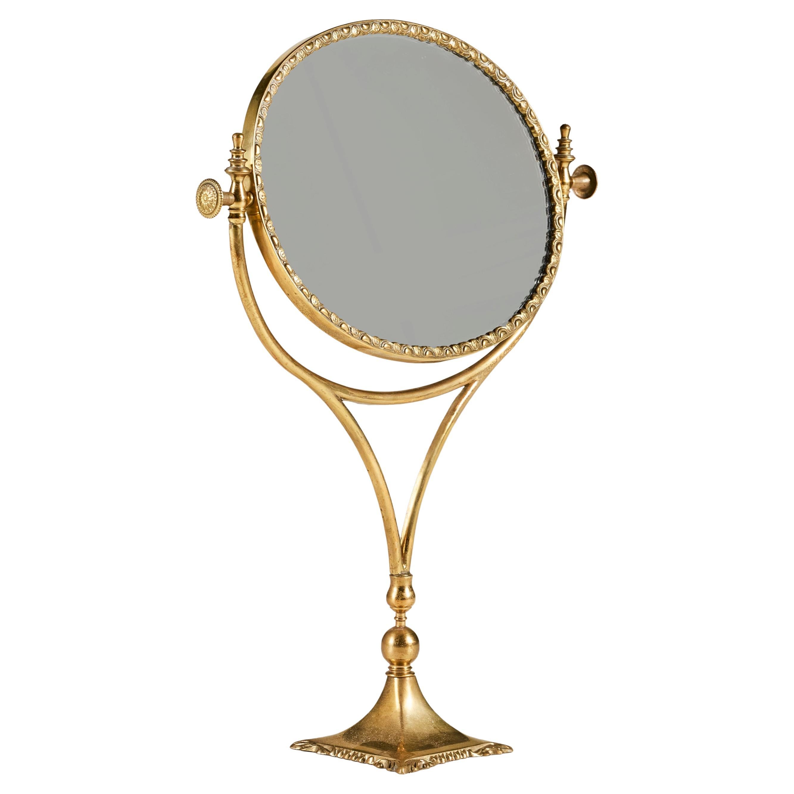 Miroir de table ovale en laiton sur pied, italien, années 1960 en vente