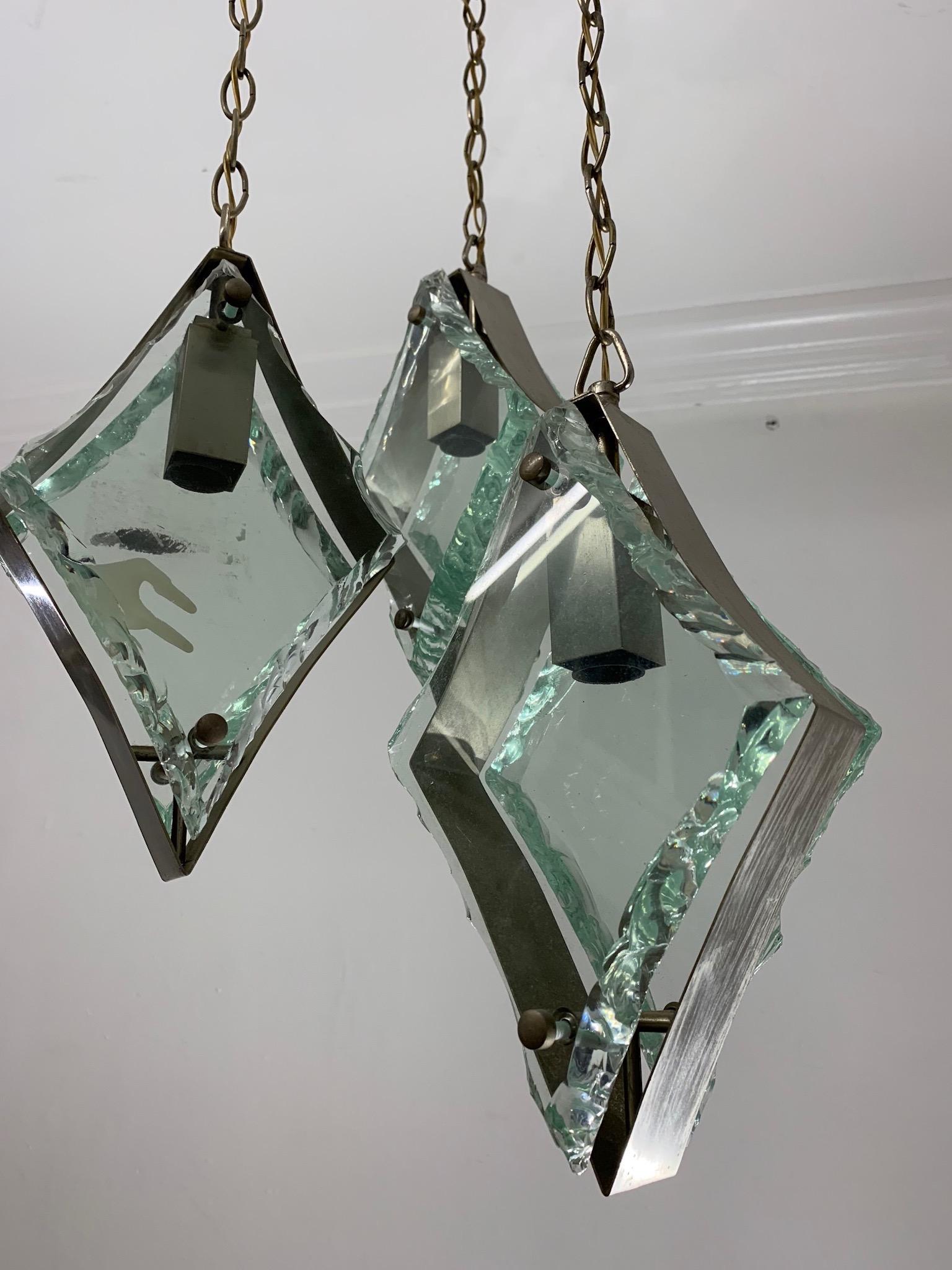 Italian 1960s Pendant Light  In Good Condition For Sale In London, GB
