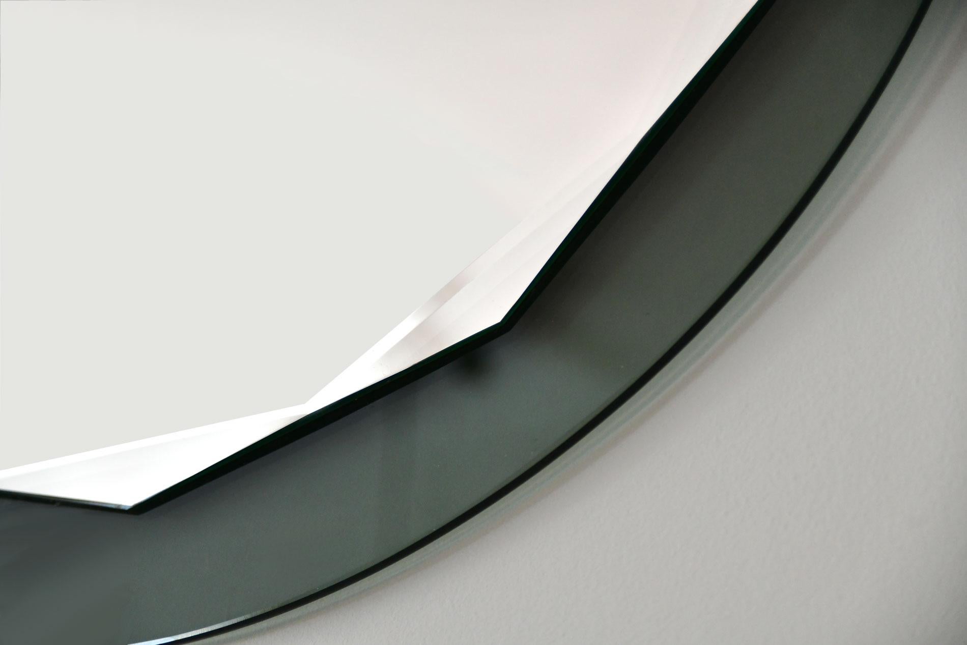 Glass Italian 1960s Round Scalloped Wall Mirror by Cristal Arte