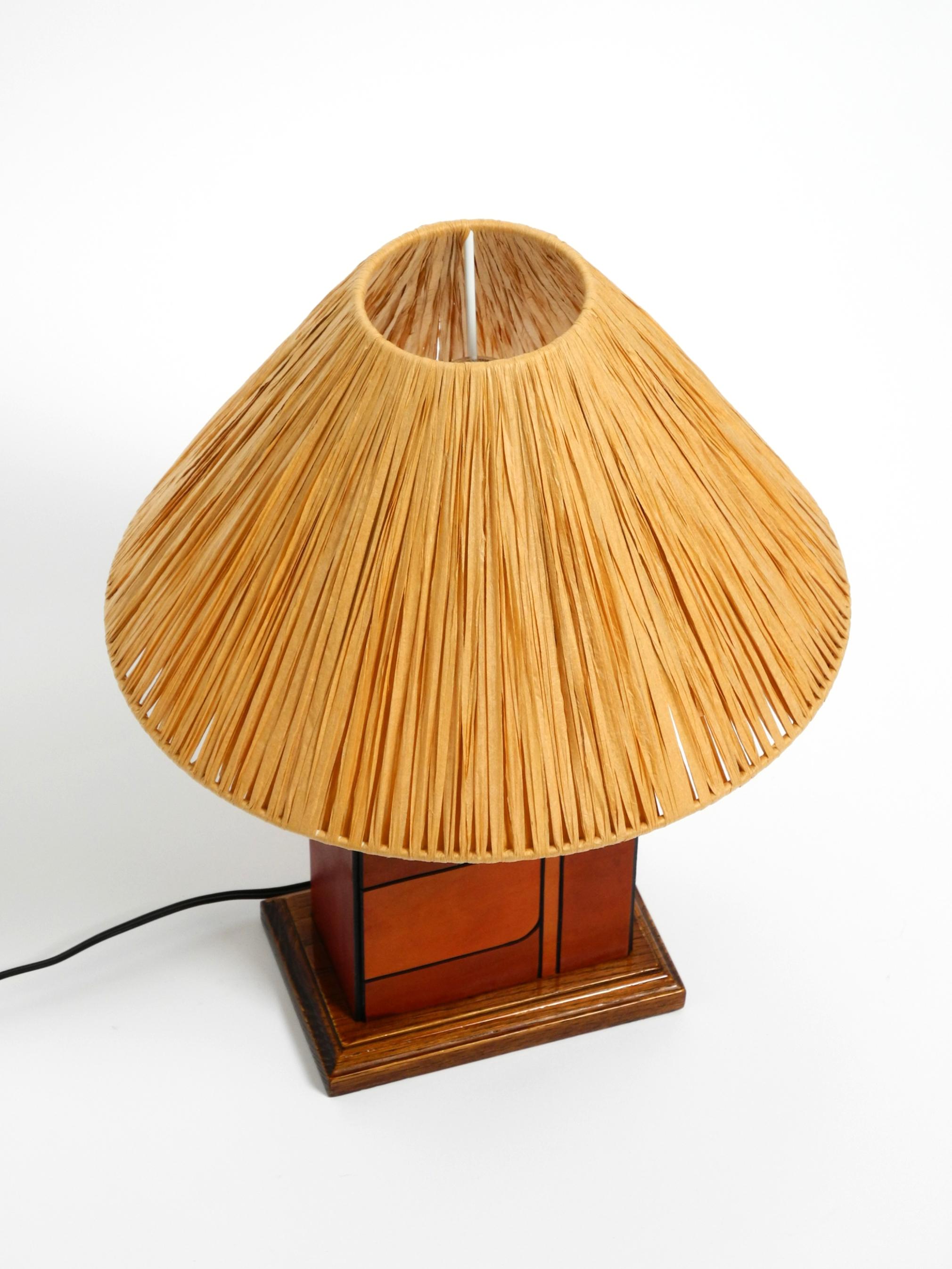 Italian 1960s table lamp made of wood and leather with paper straw lampshade For Sale 12