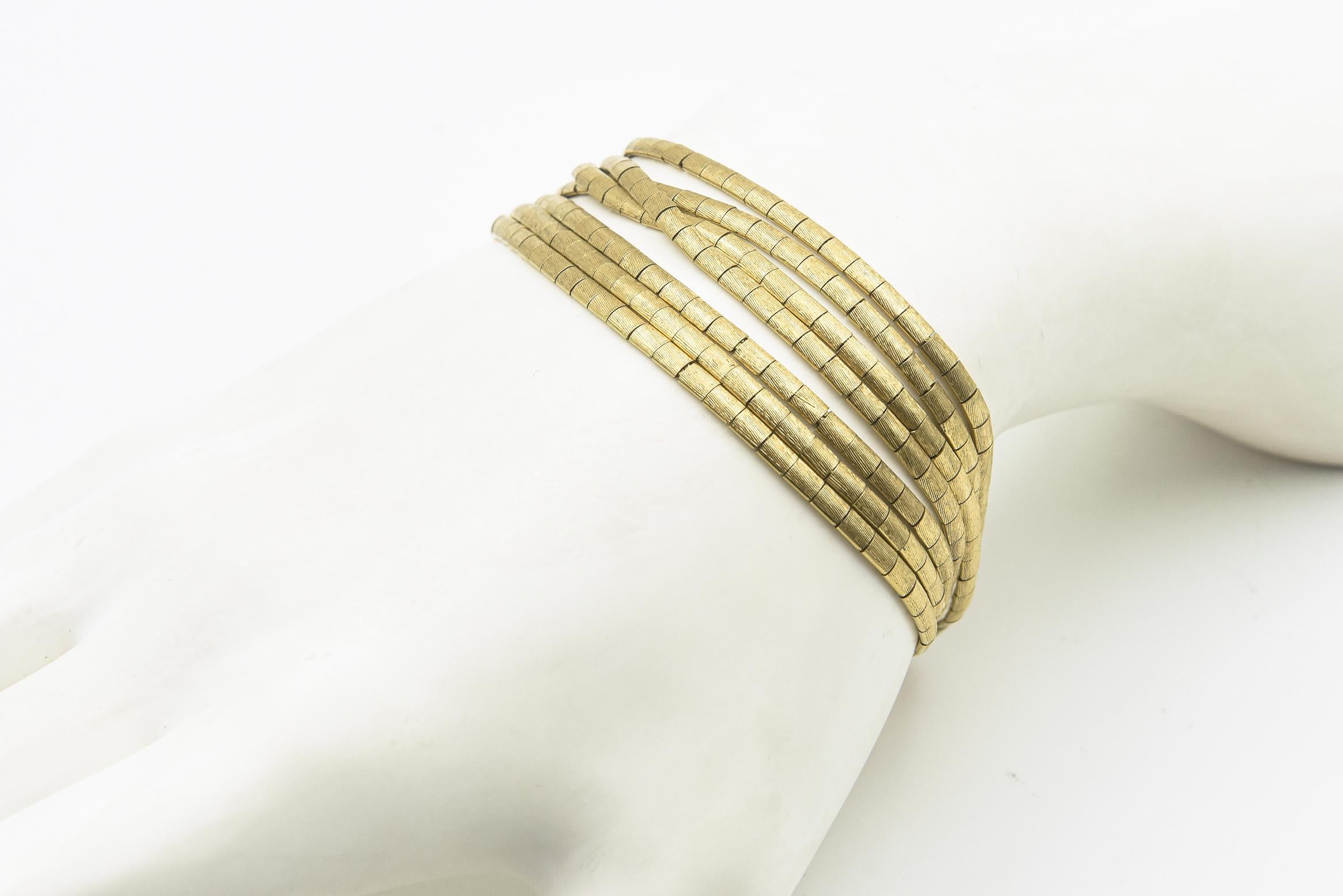 Italian 1960s Textured Florentine Gold Seven-Strand Bracelet For Sale 1