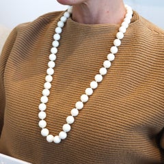 ITALIAN 1970 Angel Skin Coral Beads Long Necklace Mount In 18 Kt Yellow Gold