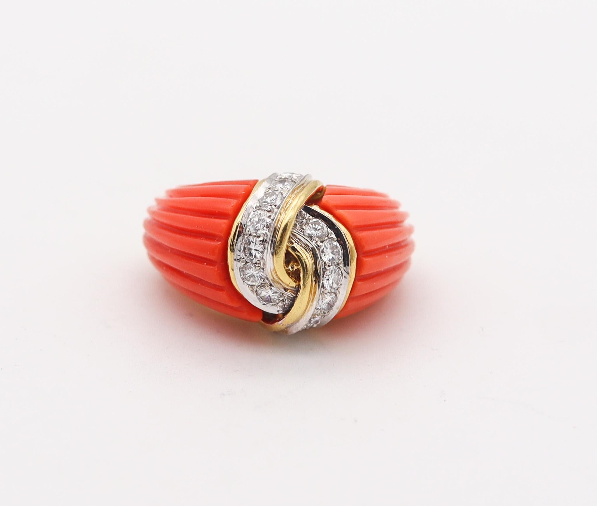Brilliant Cut Italian 1970 Modernist Cocktail Ring 18Kt Gold With 21.60 Ctw Diamonds And Coral For Sale
