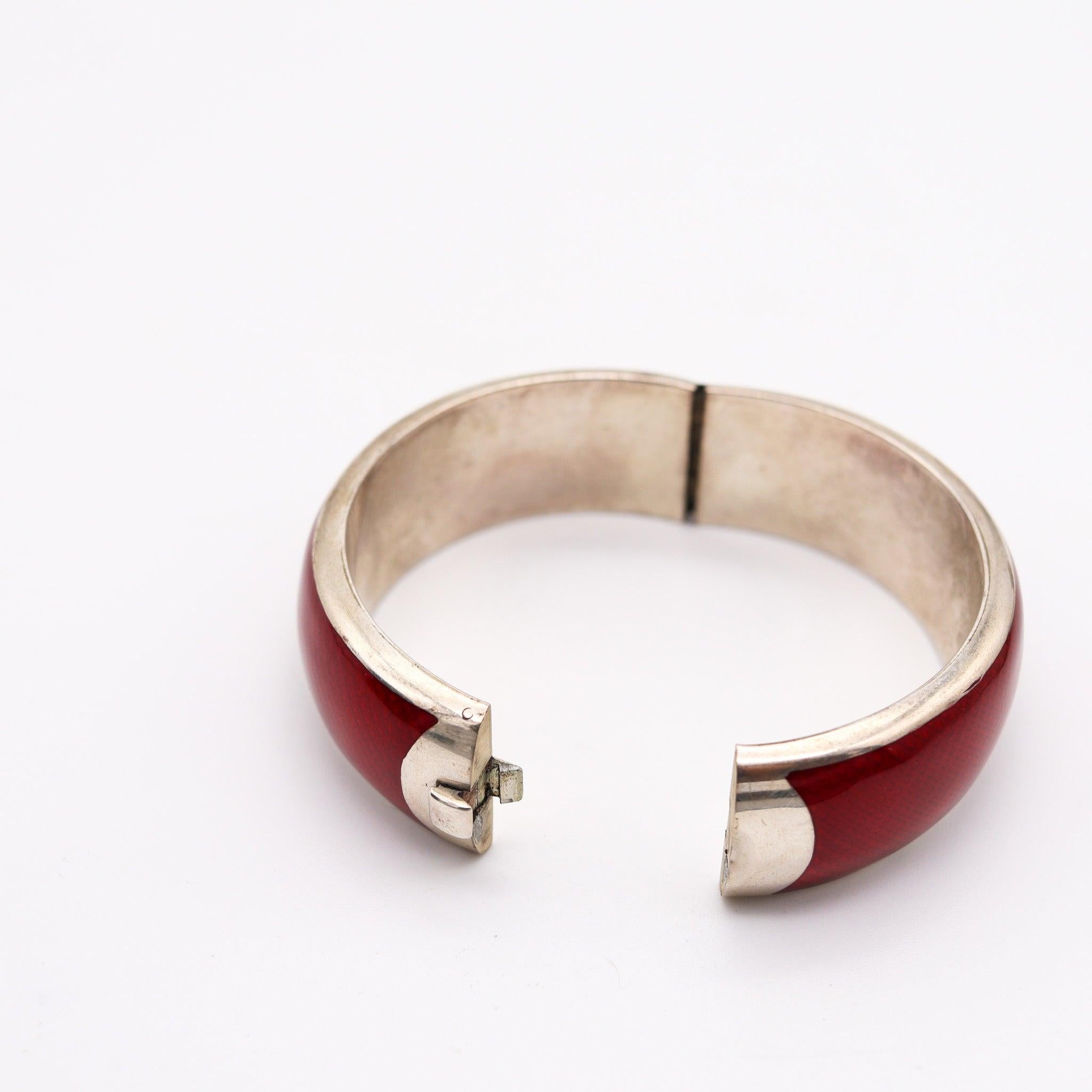 ITALIENISCH 1970 Modernist Guilloche 