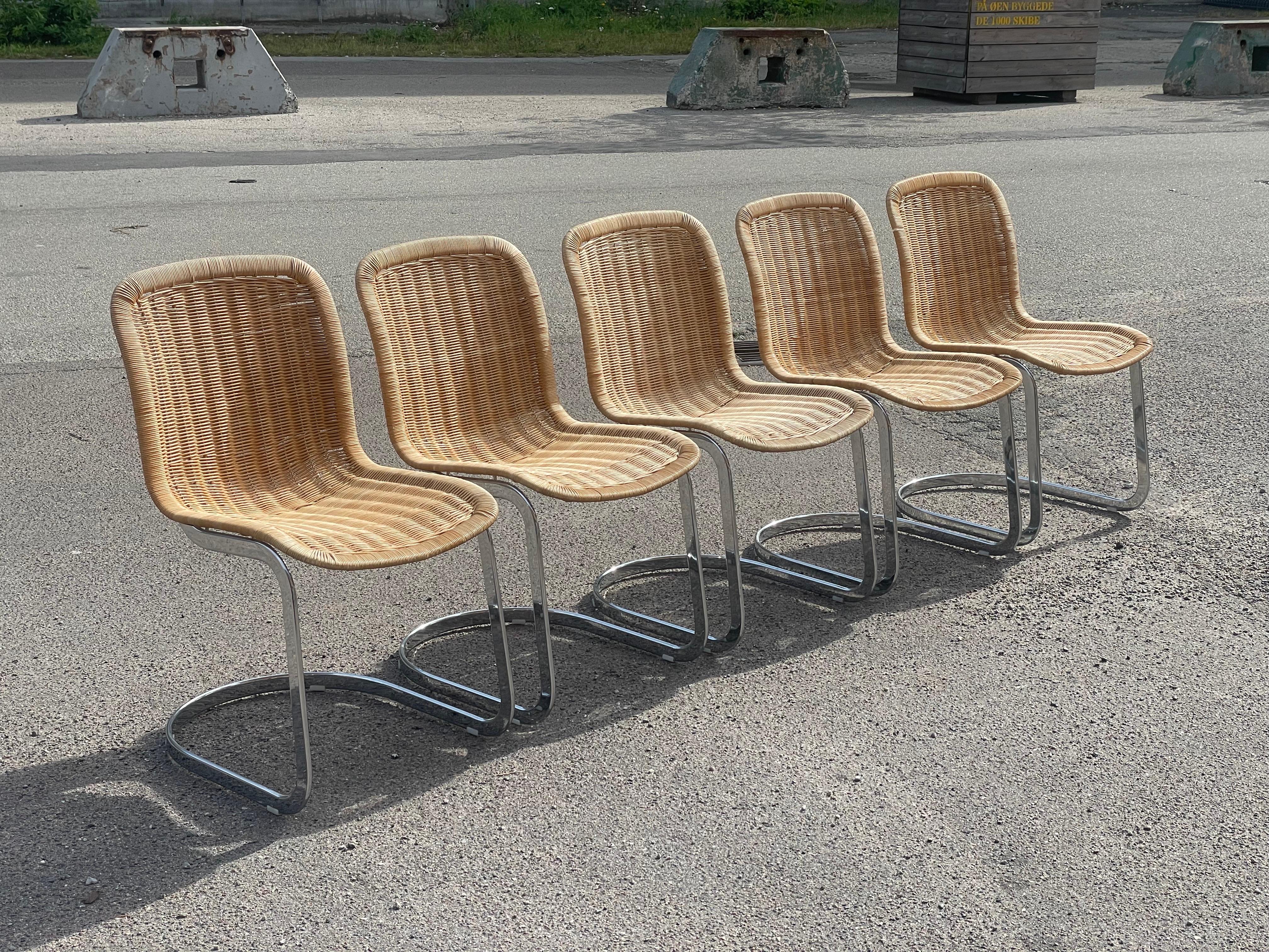Italian 1970´s Cidue dinning chairs with chrome structure and wicker seating. 6
