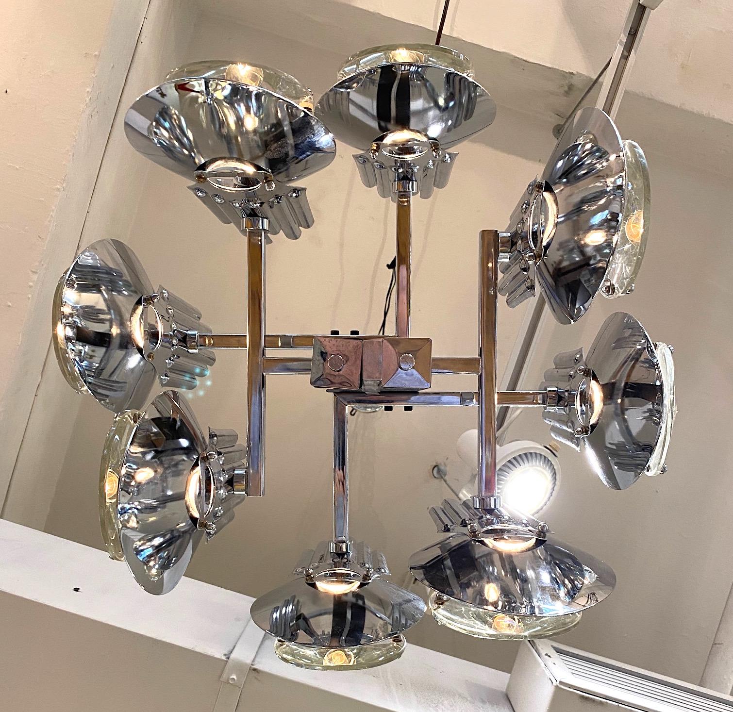 Italian 1970s Abstract Chrome & Glass Lense 8 Light Chandelier In Good Condition For Sale In New York, NY