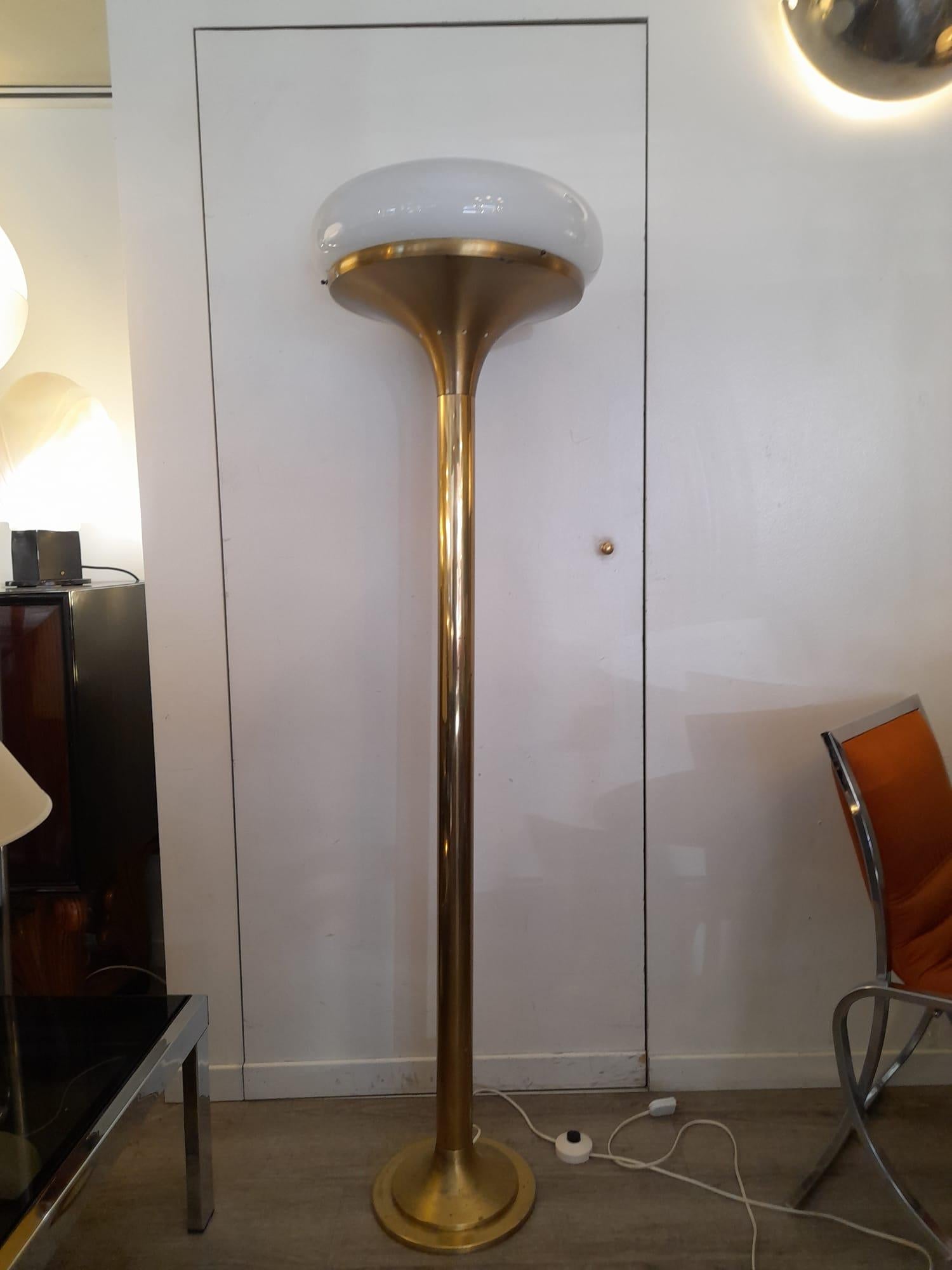 Italian 1970s Brass and White Glass Lampshade Floor Lamp 3