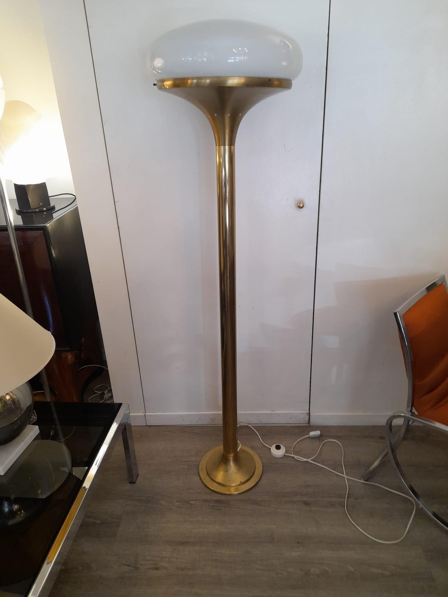 Italian 1970s Brass and White Glass Lampshade Floor Lamp 5