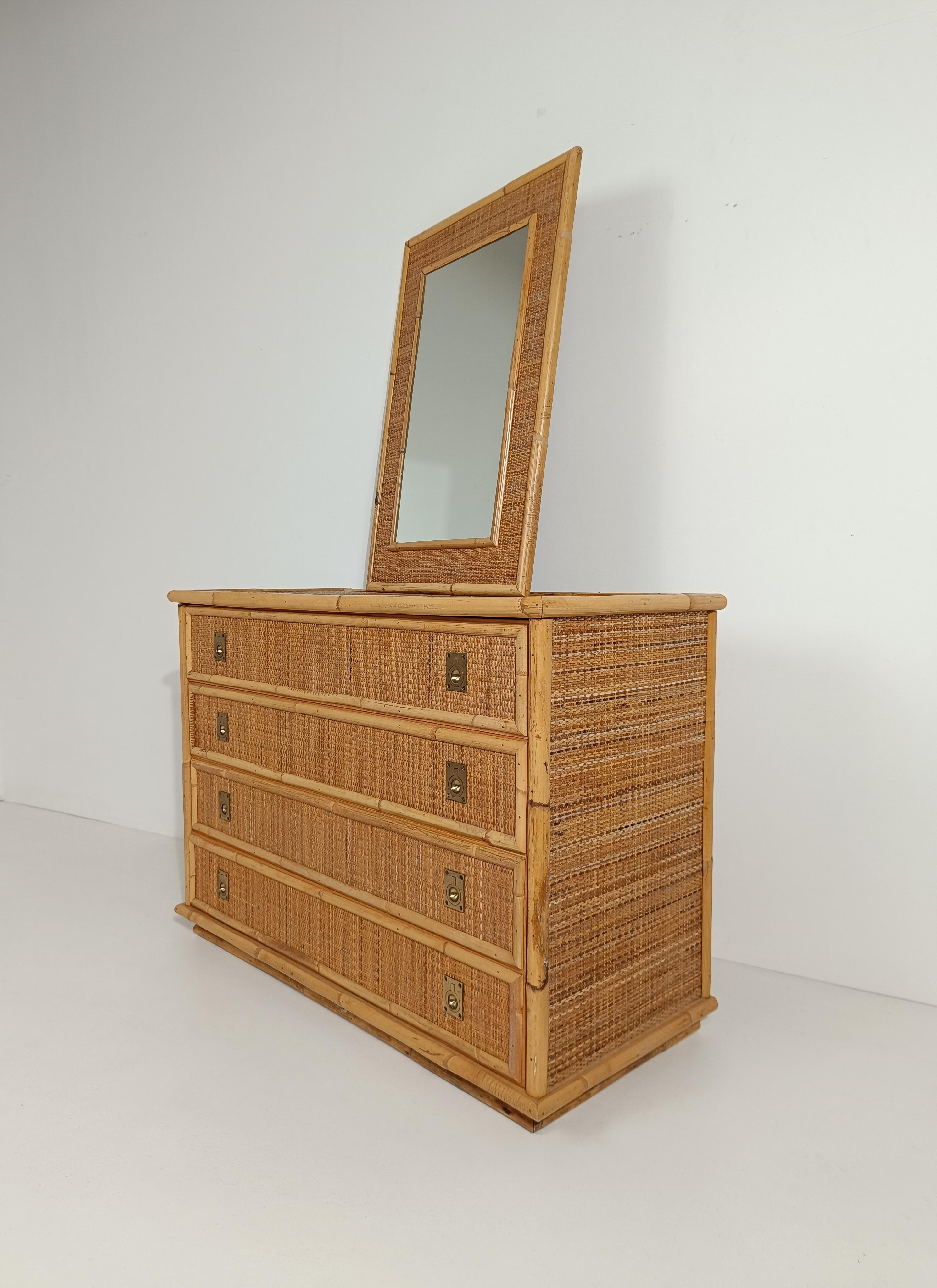 Italian 1970s Chest of Drawer with Mirror by Dal Vera in Bamboo Wicker & Brass For Sale 11