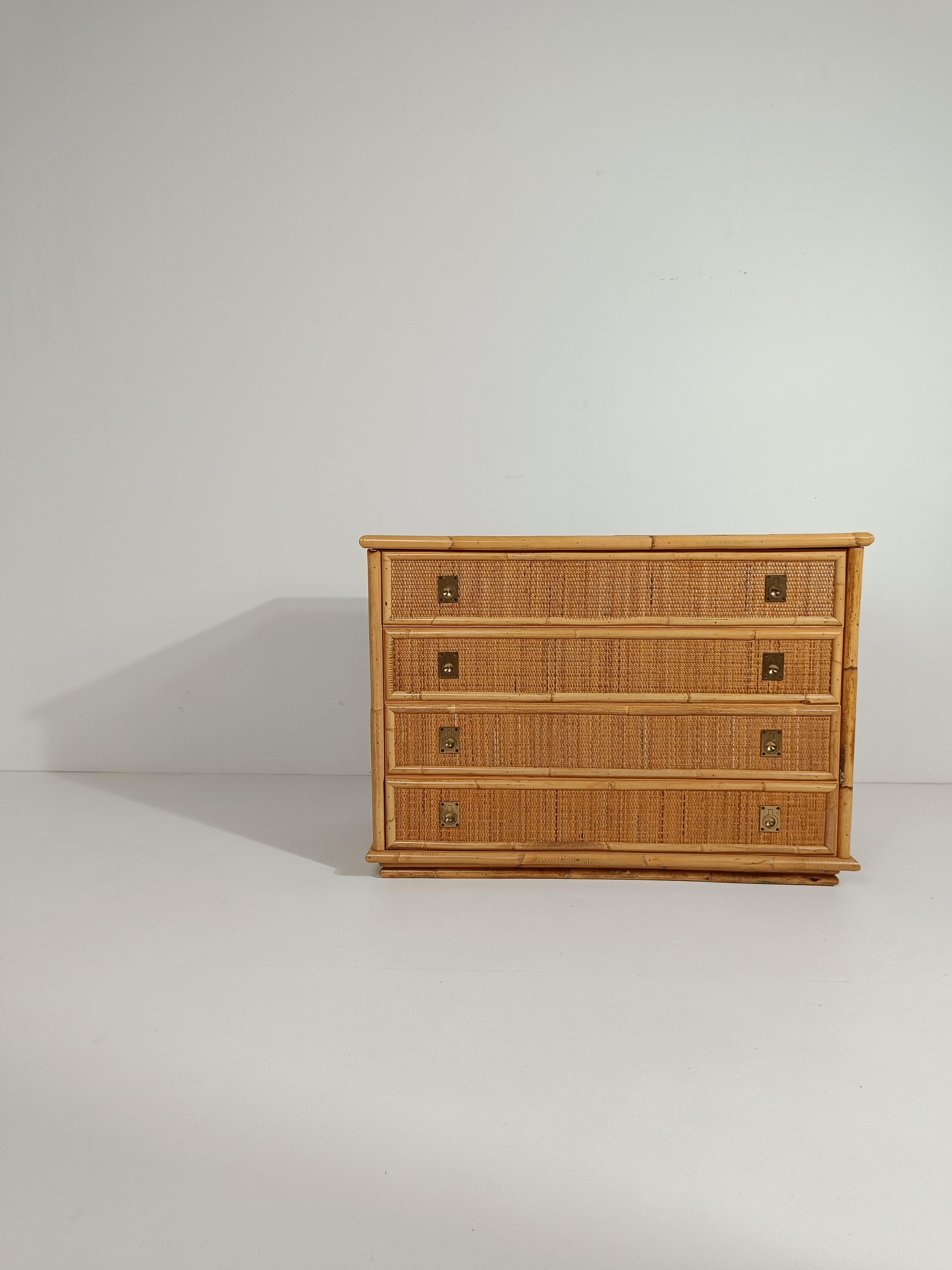 Mid-Century Modern Italian 1970s Chest of Drawer with Mirror by Dal Vera in Bamboo Wicker & Brass  For Sale