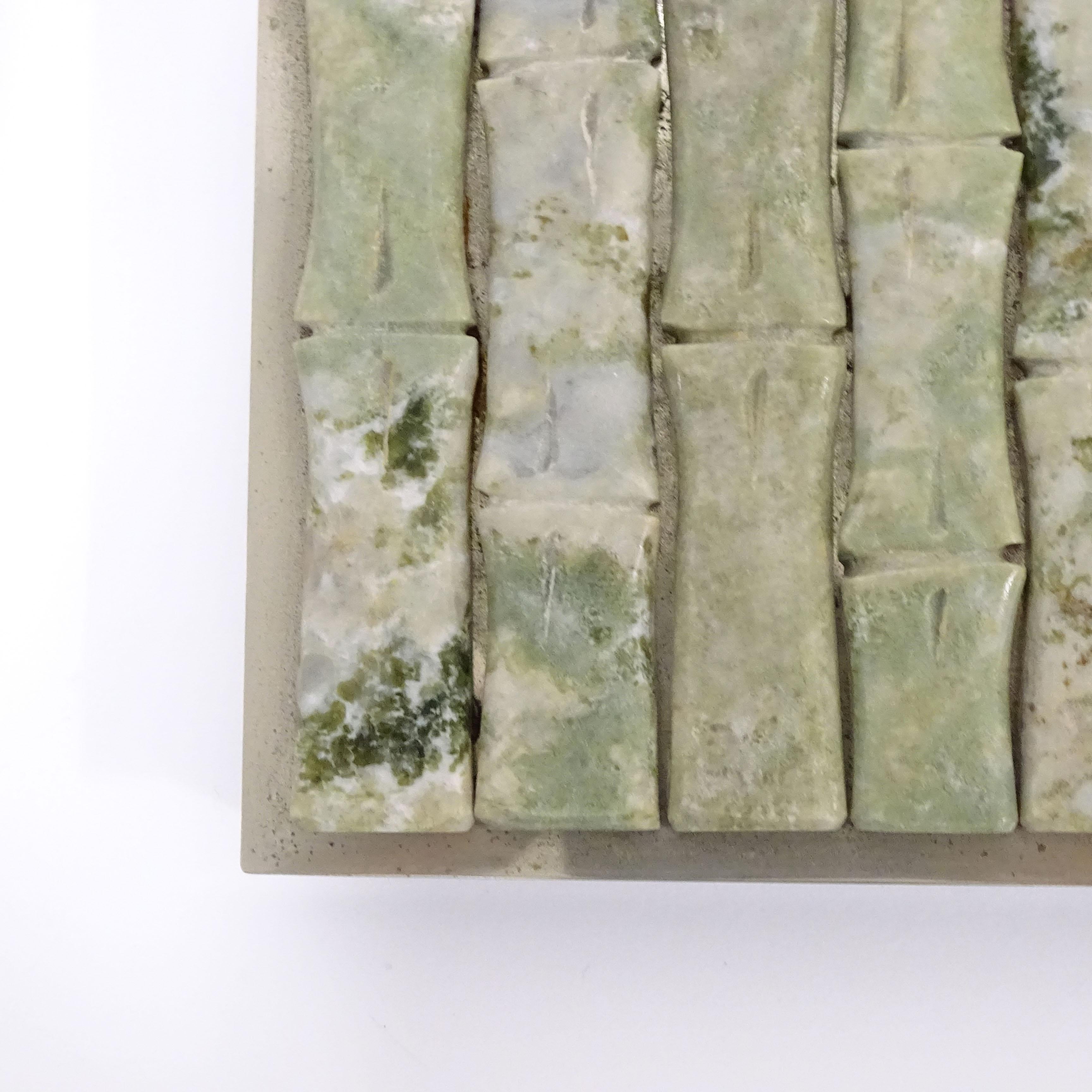 Mid-Century Modern Boîte à couvercle en forme de canne en agate verte, chrome et bambou, Italie, années 1970 en vente