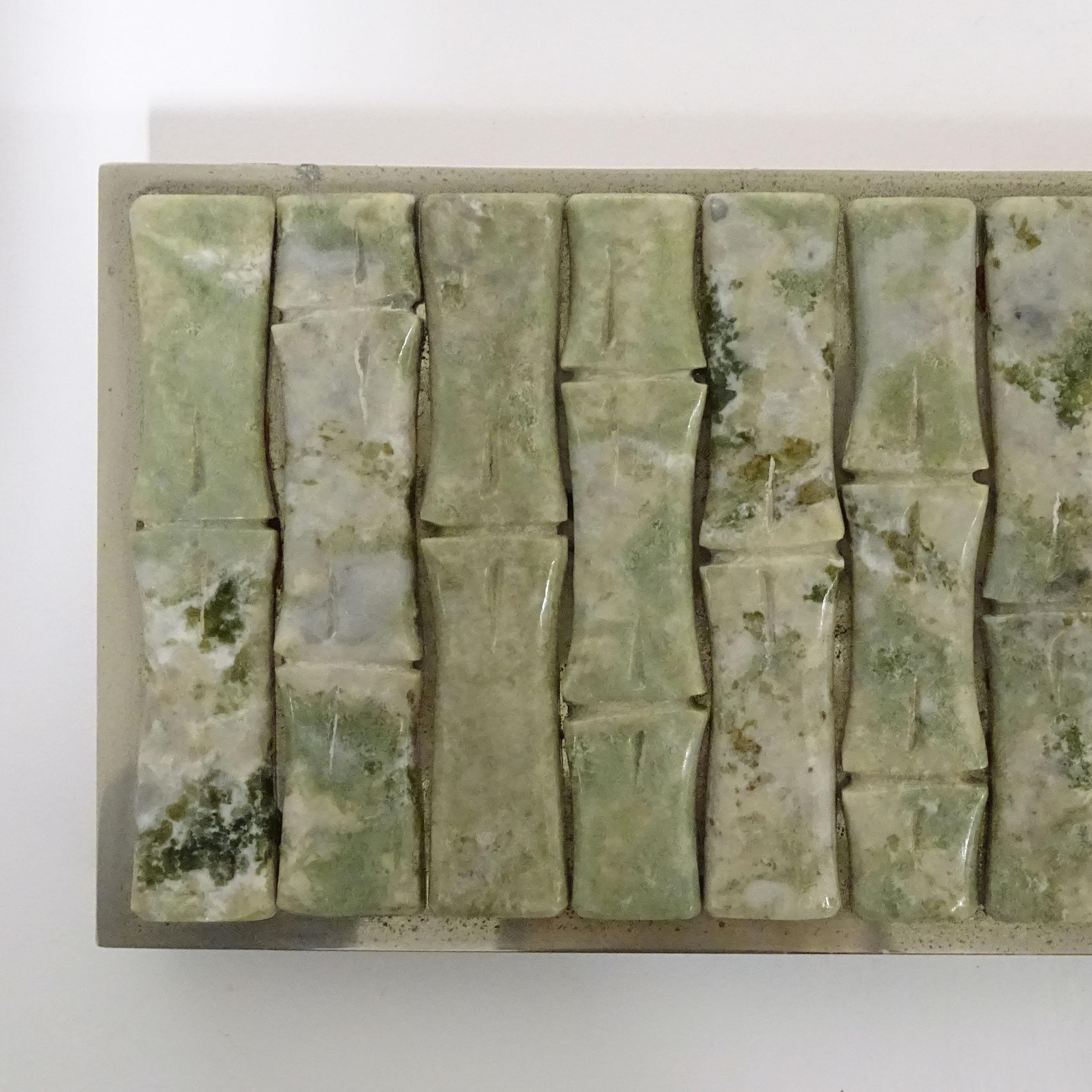 Boîte à couvercle en forme de canne en agate verte, chrome et bambou, Italie, années 1970 Bon état - En vente à Milan, IT