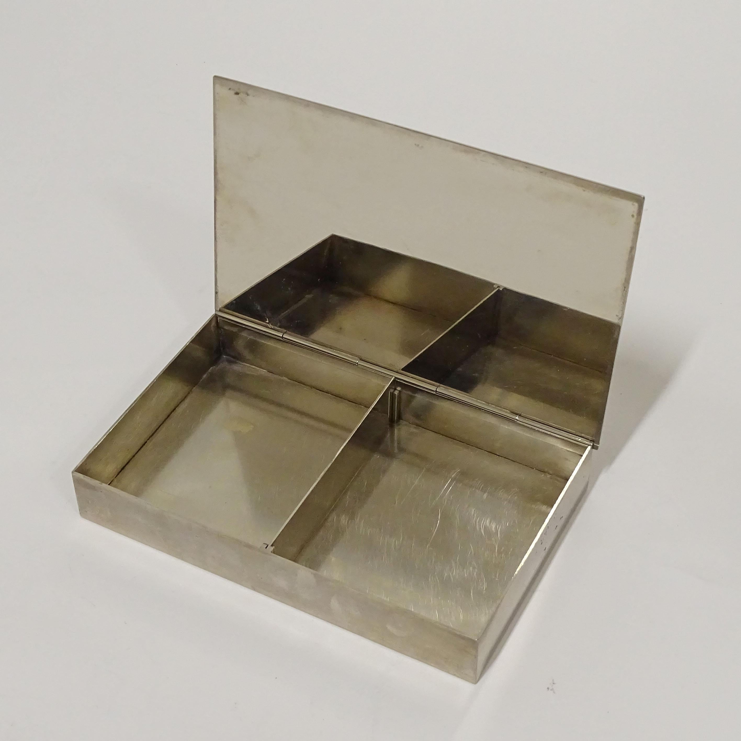 Agate Boîte à couvercle en forme de canne en agate verte, chrome et bambou, Italie, années 1970 en vente