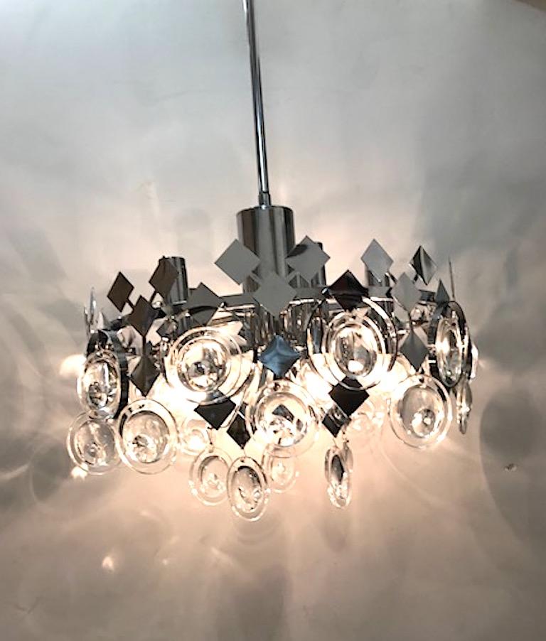 Italian 1970s Chrome and Glass Disc Geometric Chandelier For Sale 5