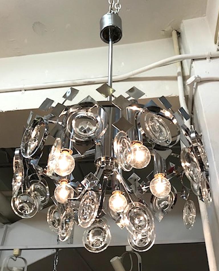Italian 1970s Chrome and Glass Disc Geometric Chandelier For Sale 7