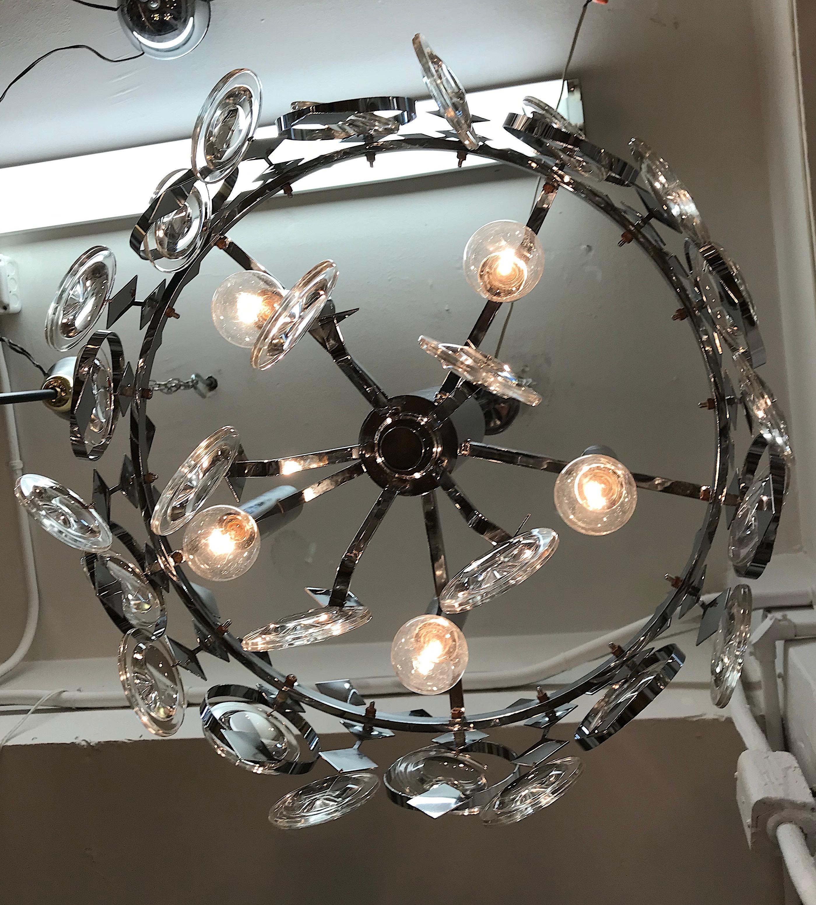Italian 1970s Chrome and Glass Disc Geometric Chandelier For Sale 10