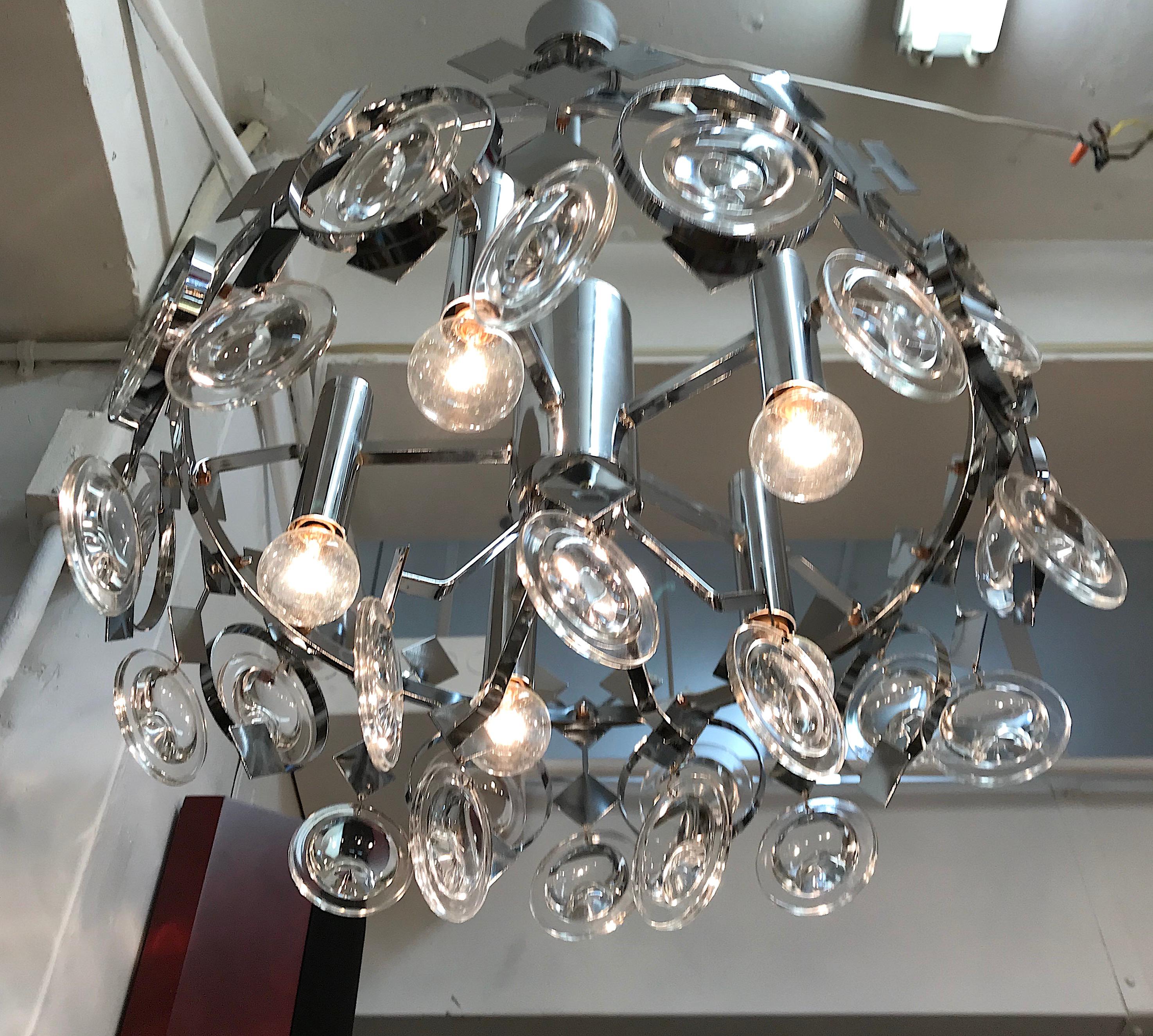 Italian 1970s Chrome and Glass Disc Geometric Chandelier In Good Condition For Sale In New York, NY